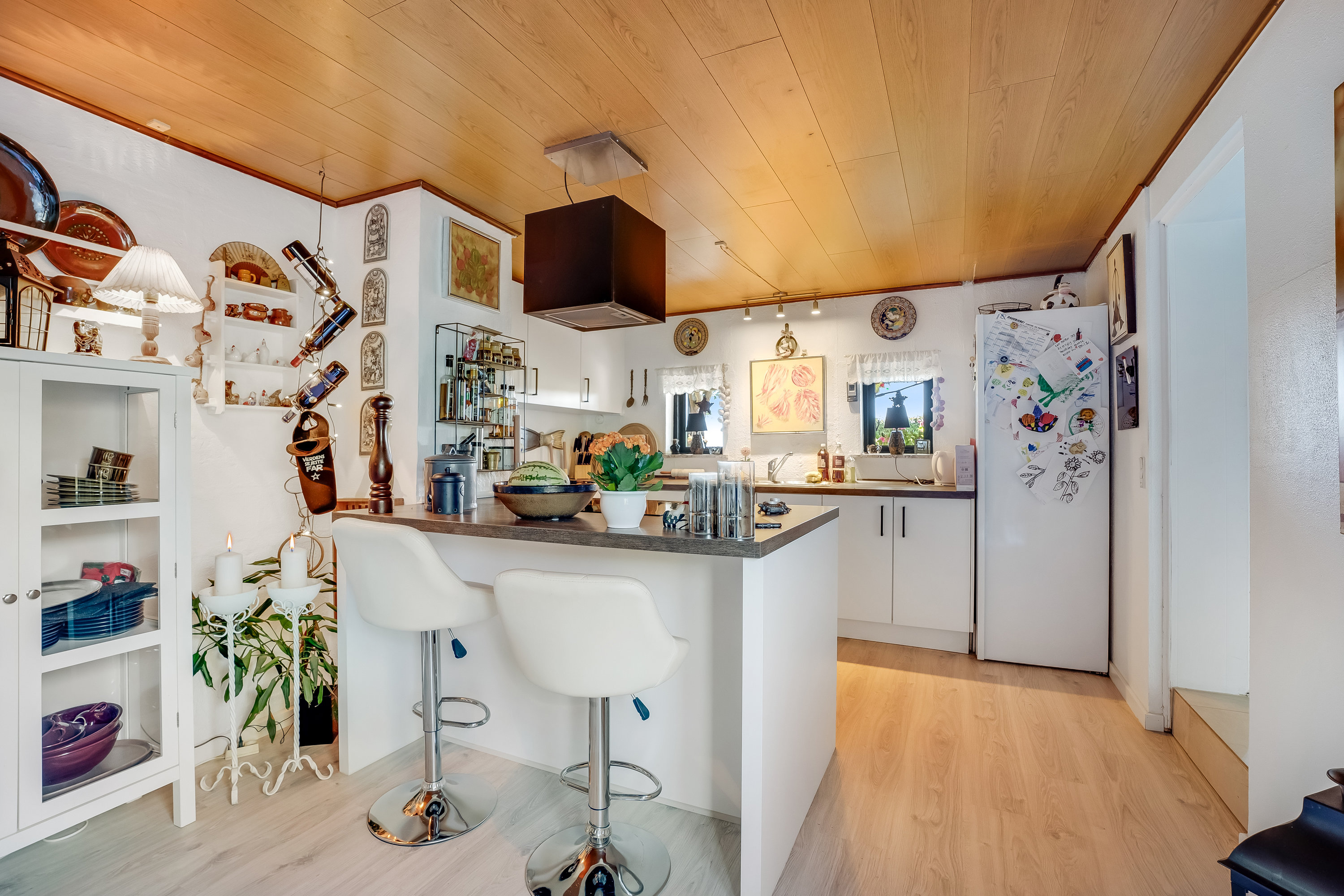 Fremhævet køkken billede i fuldskærmstilstand. Billede af Nørregårdsvej 10, Slemminge, 4990 Sakskøbing