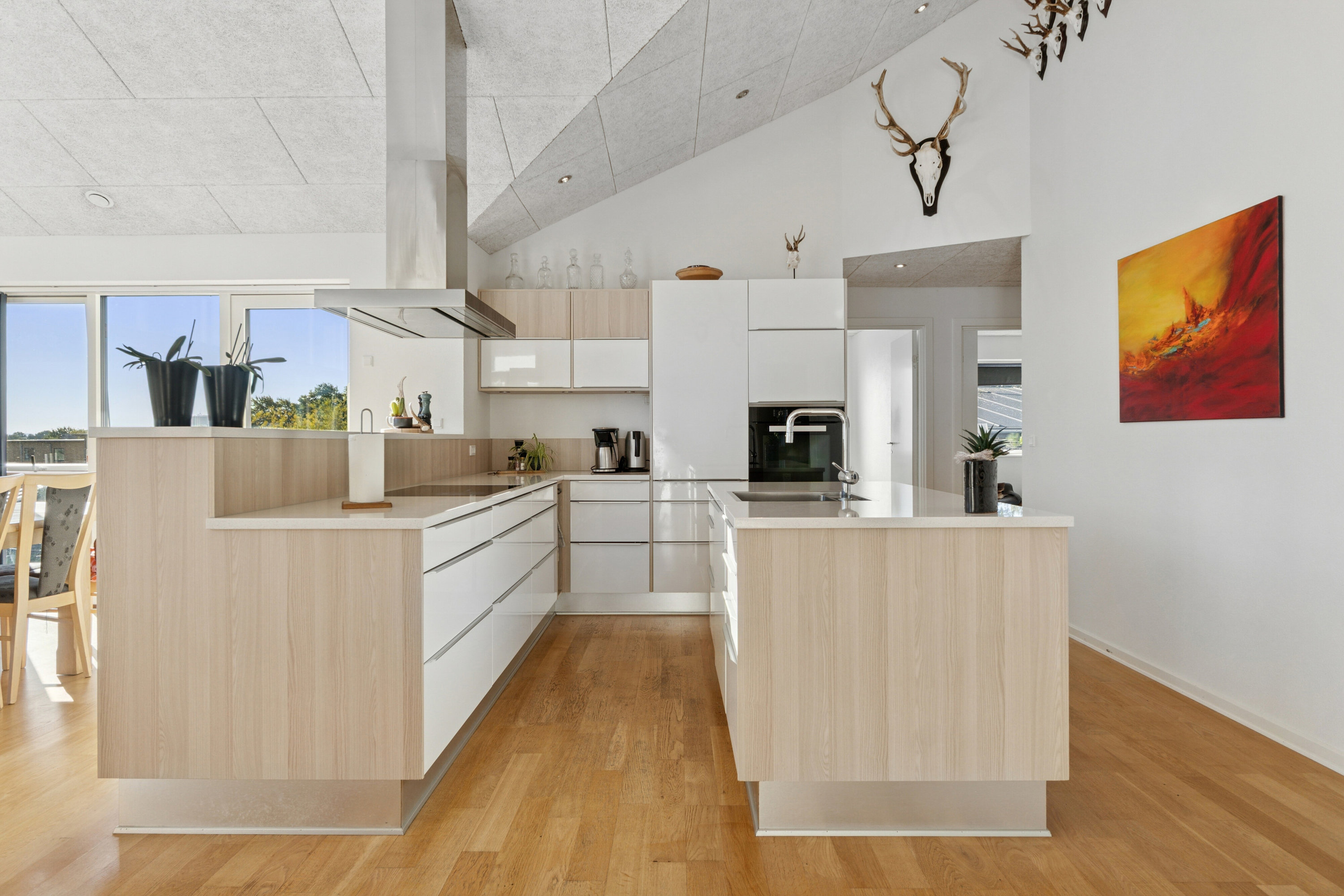 Fremhævet køkken billede i fuldskærmstilstand. Billede af Nørrelund 17, 9870 Sindal