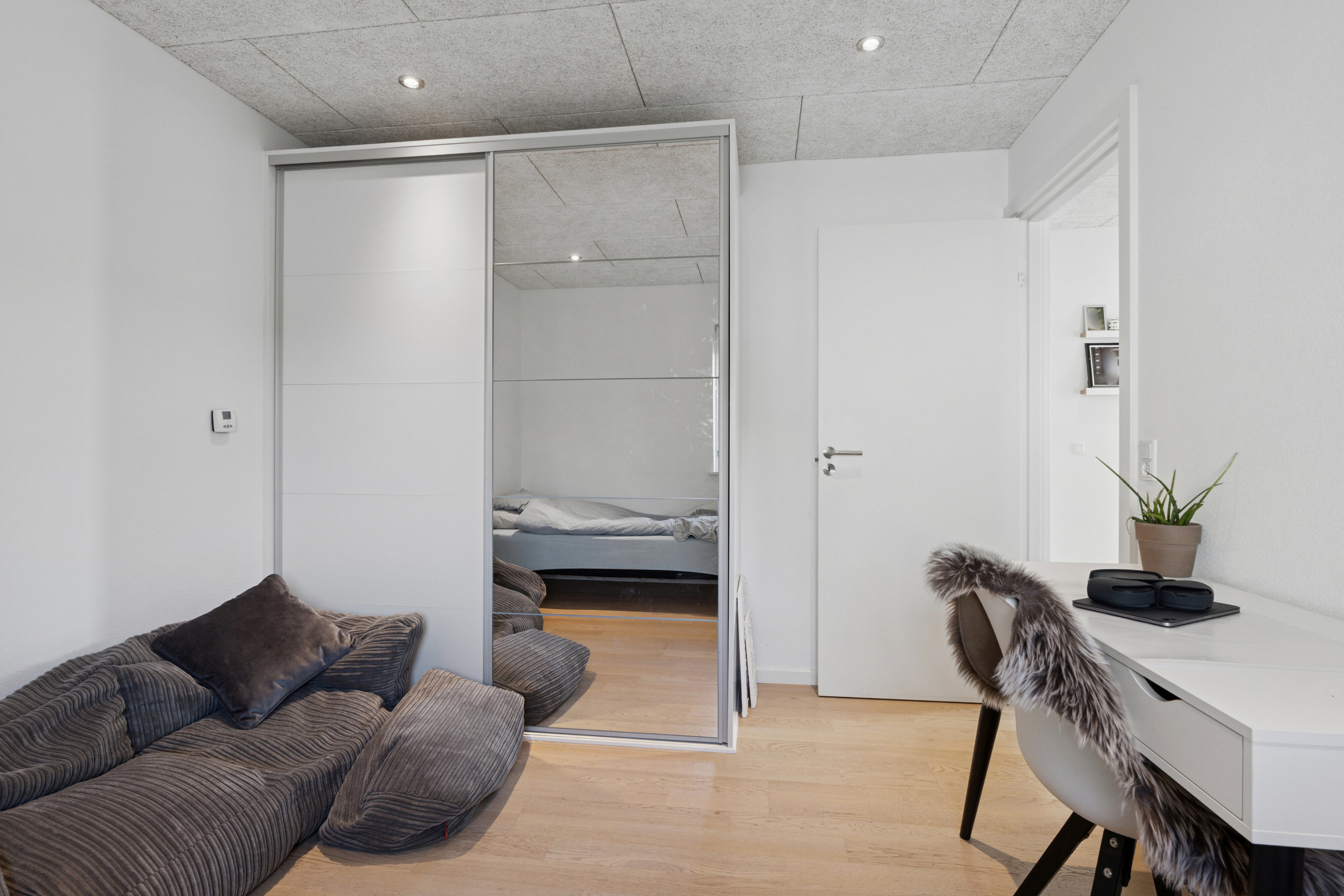 Fremhævet indendørs billede i fuldskærmstilstand. Billede af Nørrelund 17, 9870 Sindal