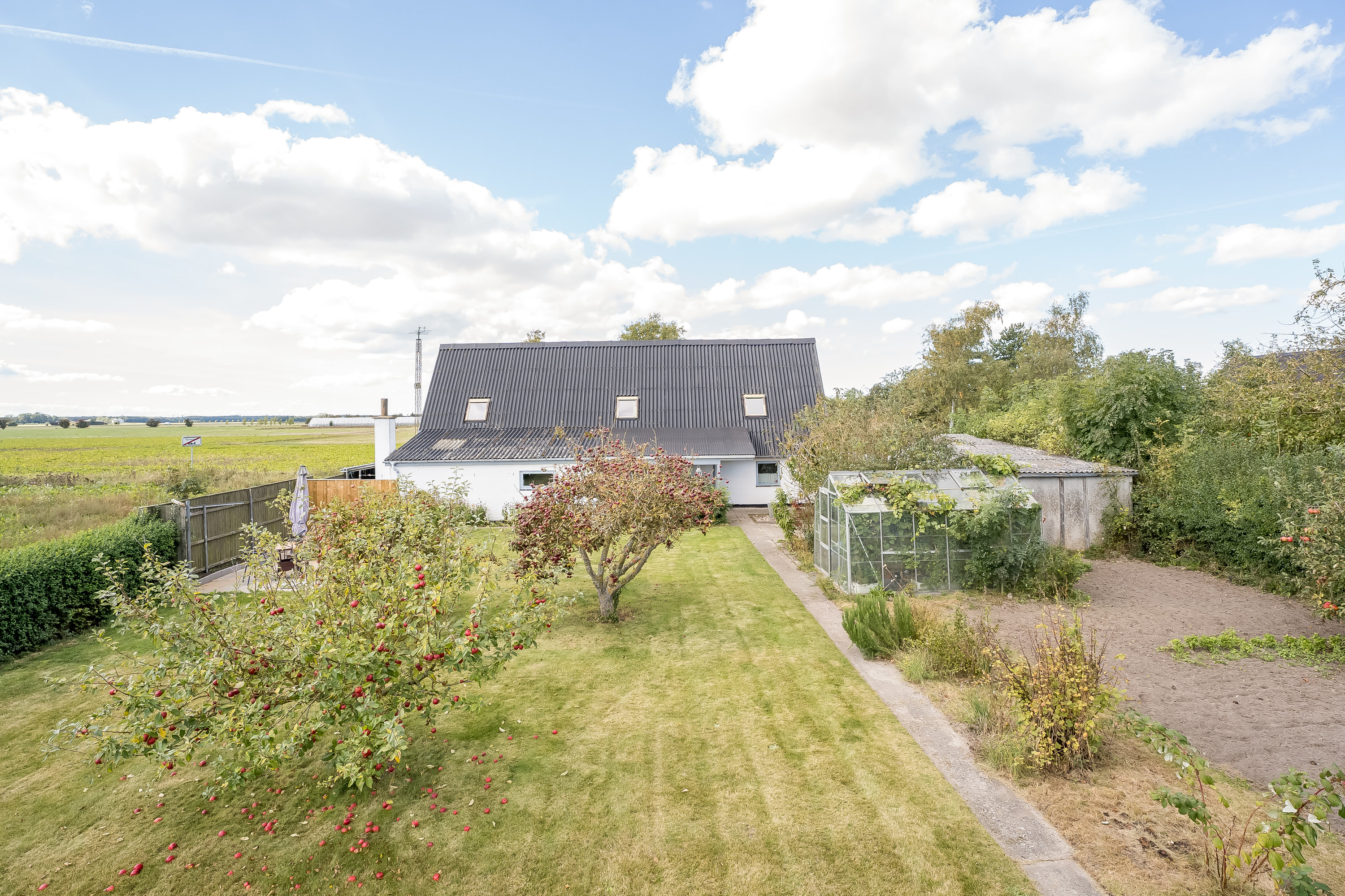 Fremhævet luftfoto billede i fuldskærmstilstand. Billede af Østervej 3, 4983 Dannemare