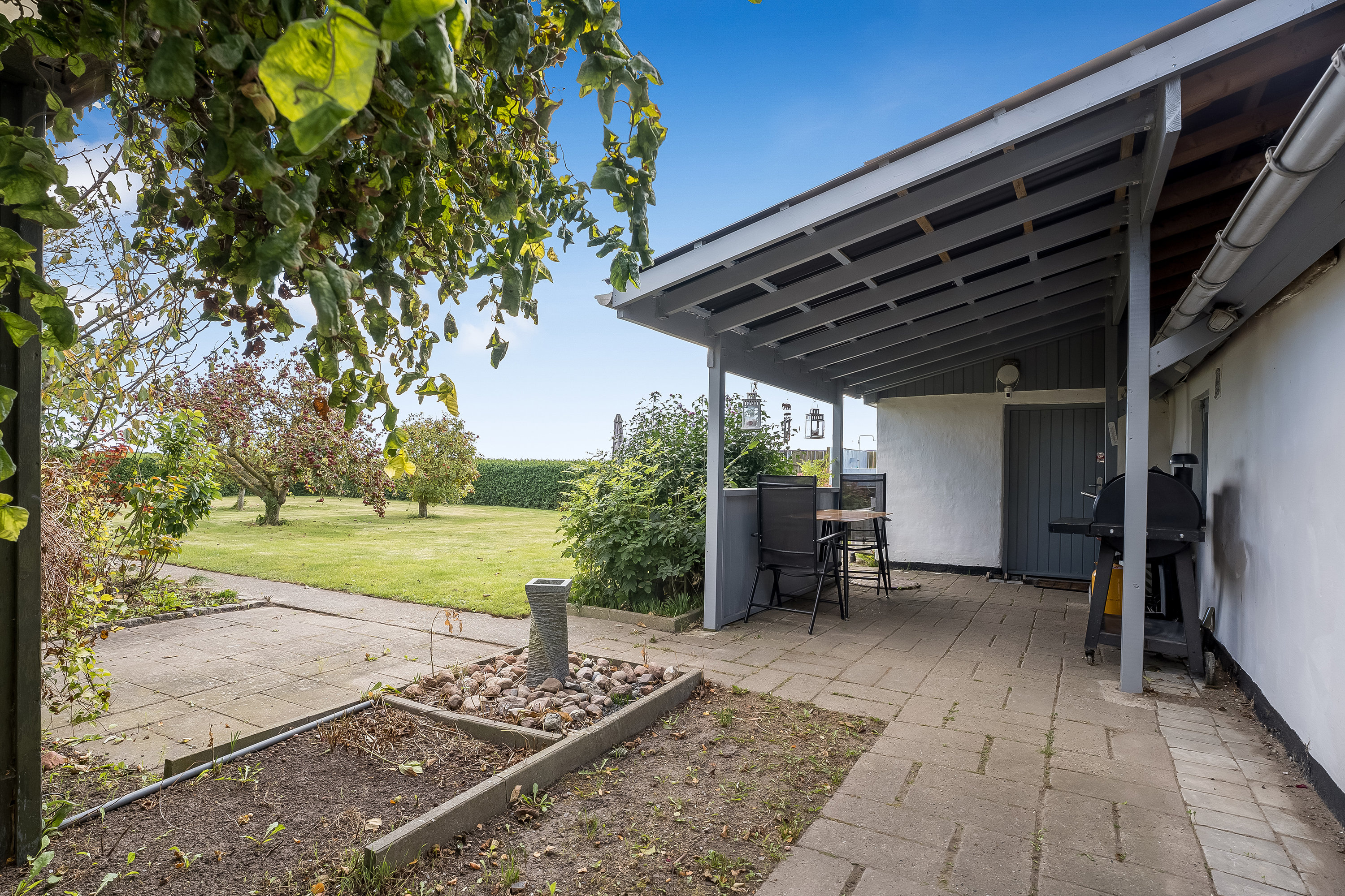 Fremhævet overdækket terrasse billede i fuldskærmstilstand. Billede af Østervej 3, 4983 Dannemare