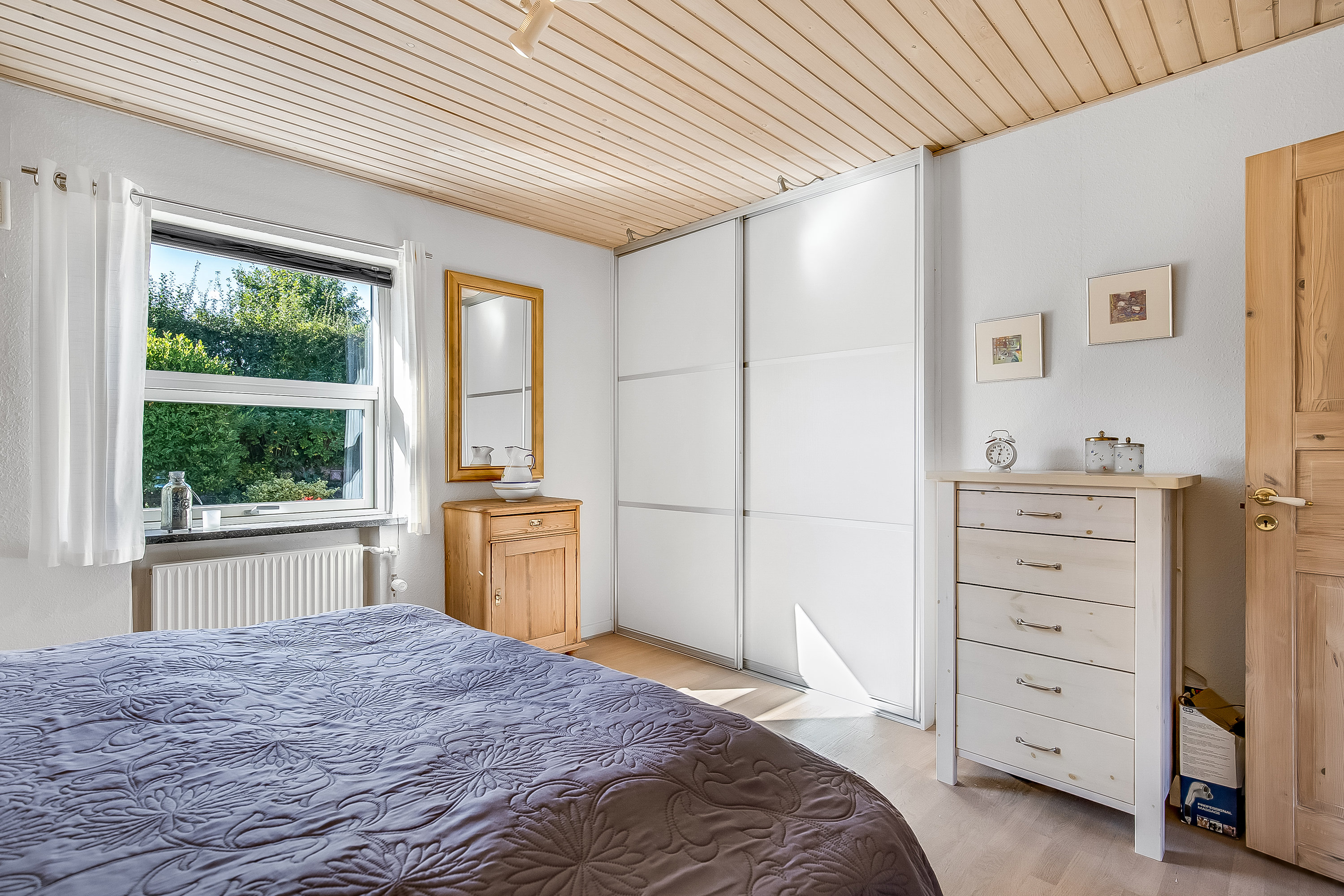 Fremhævet soveværelse billede i fuldskærmstilstand. Billede af Enghavevej 21, Bramdrupdam, 6000 Kolding