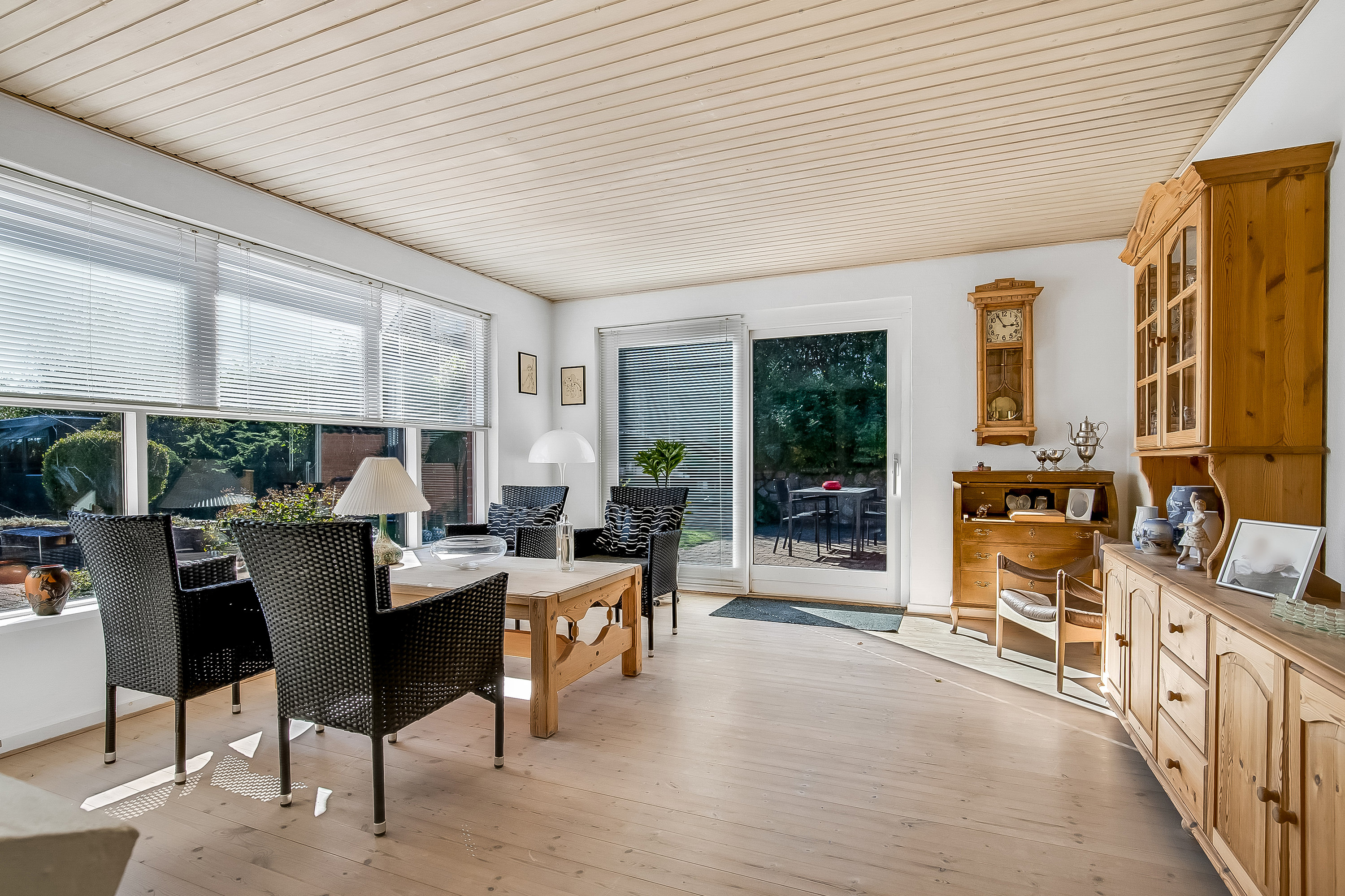 Fremhævet udestue billede i fuldskærmstilstand. Billede af Enghavevej 21, Bramdrupdam, 6000 Kolding