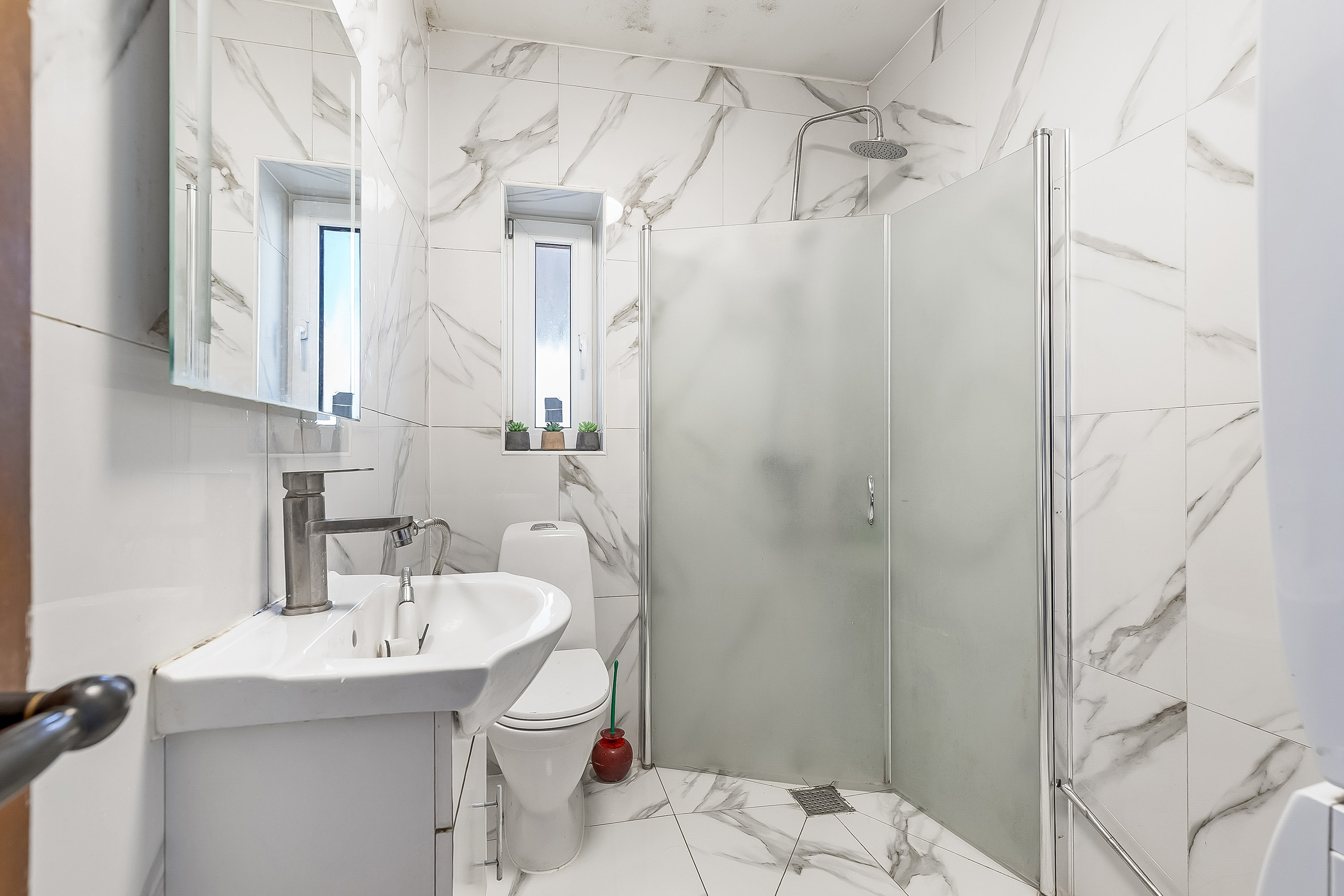 Fremhævet badeværelse billede i fuldskærmstilstand. Billede af Overmarksvej 22, 6000 Kolding