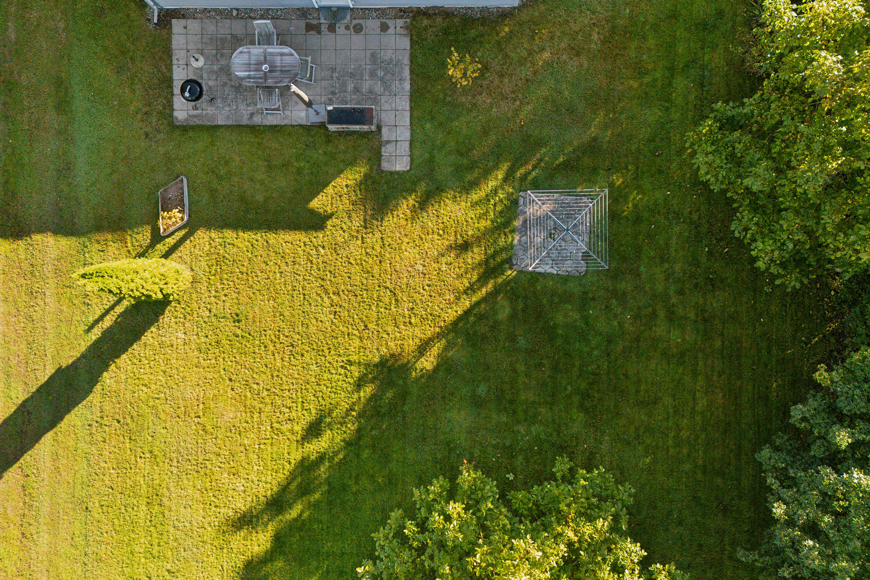 Fremhævet udendørs billede i fuldskærmstilstand. Billede af Hellevej 9, Kaldred, 4593 Eskebjerg