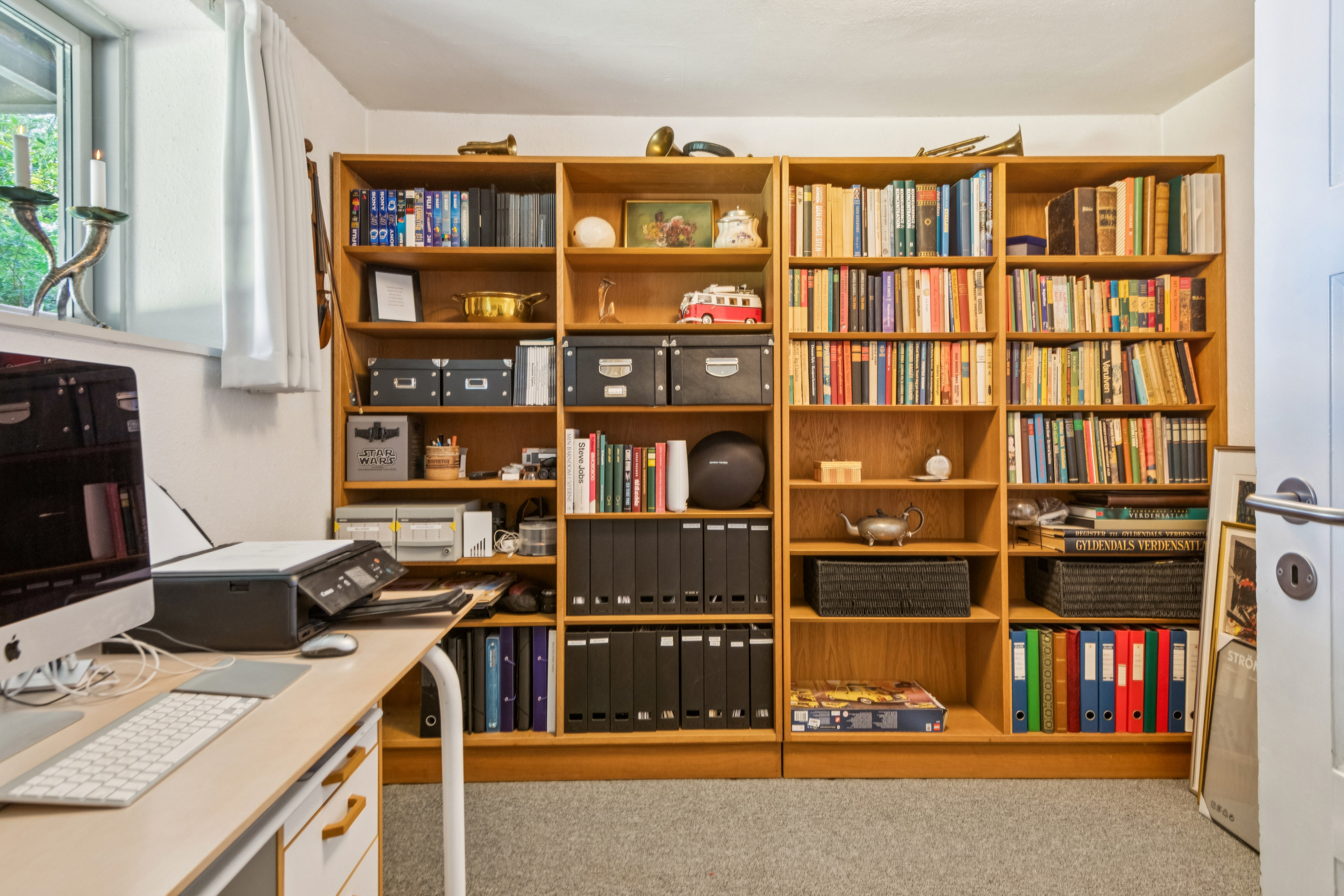 Fremhævet stue billede i fuldskærmstilstand. Billede af Bakkevænget 20, Hasseris, 9000 Aalborg