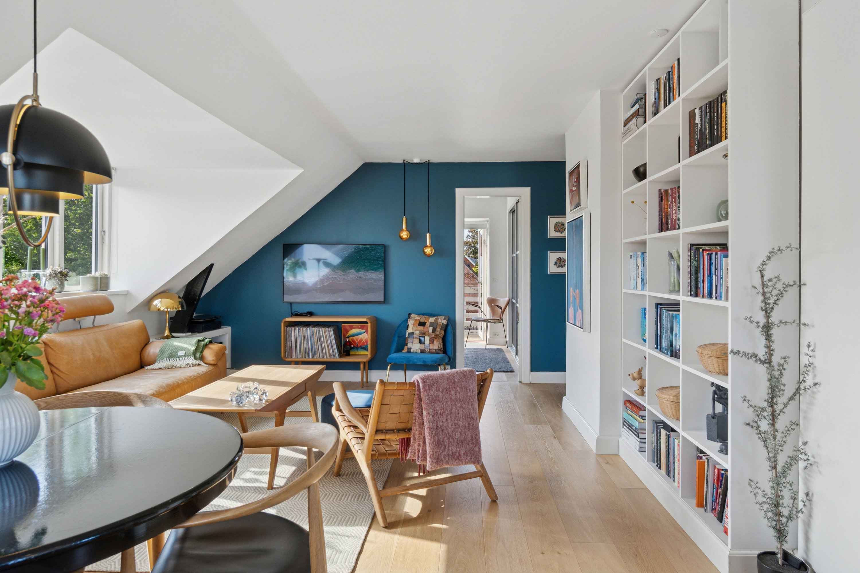 Fremhævet stue billede i fuldskærmstilstand. Billede af Himmelkol 1, 1., 2610 Rødovre