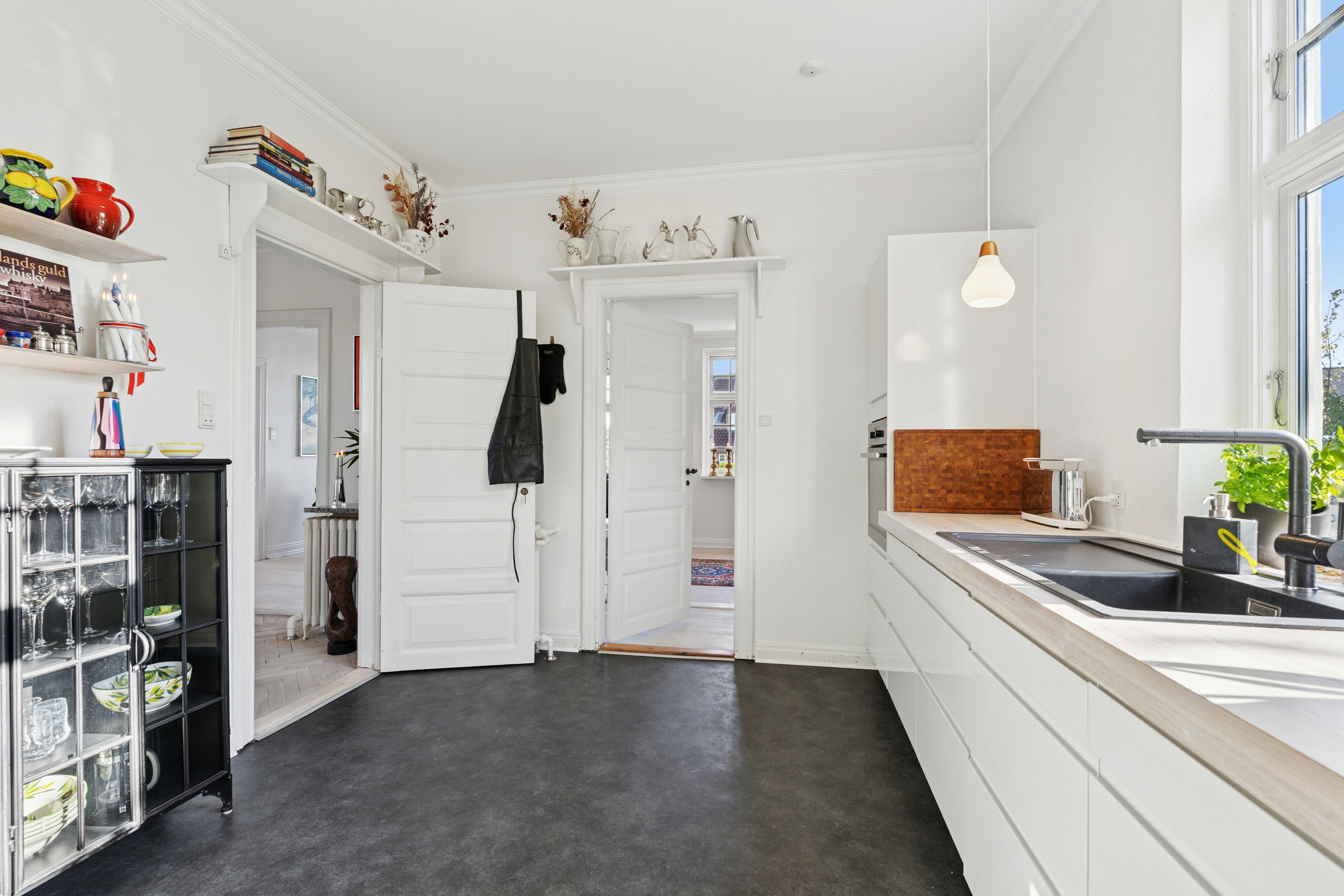 Fremhævet køkken billede i fuldskærmstilstand. Billede af Sølystvej 30, 8600 Silkeborg