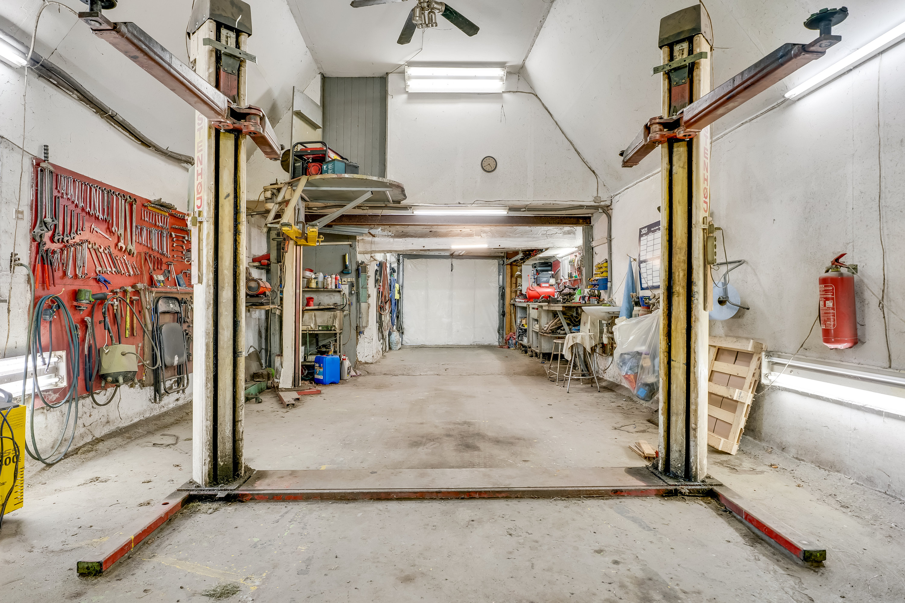 Fremhævet bilværksted billede i fuldskærmstilstand. Billede af Avnedevej 11, 4900 Nakskov