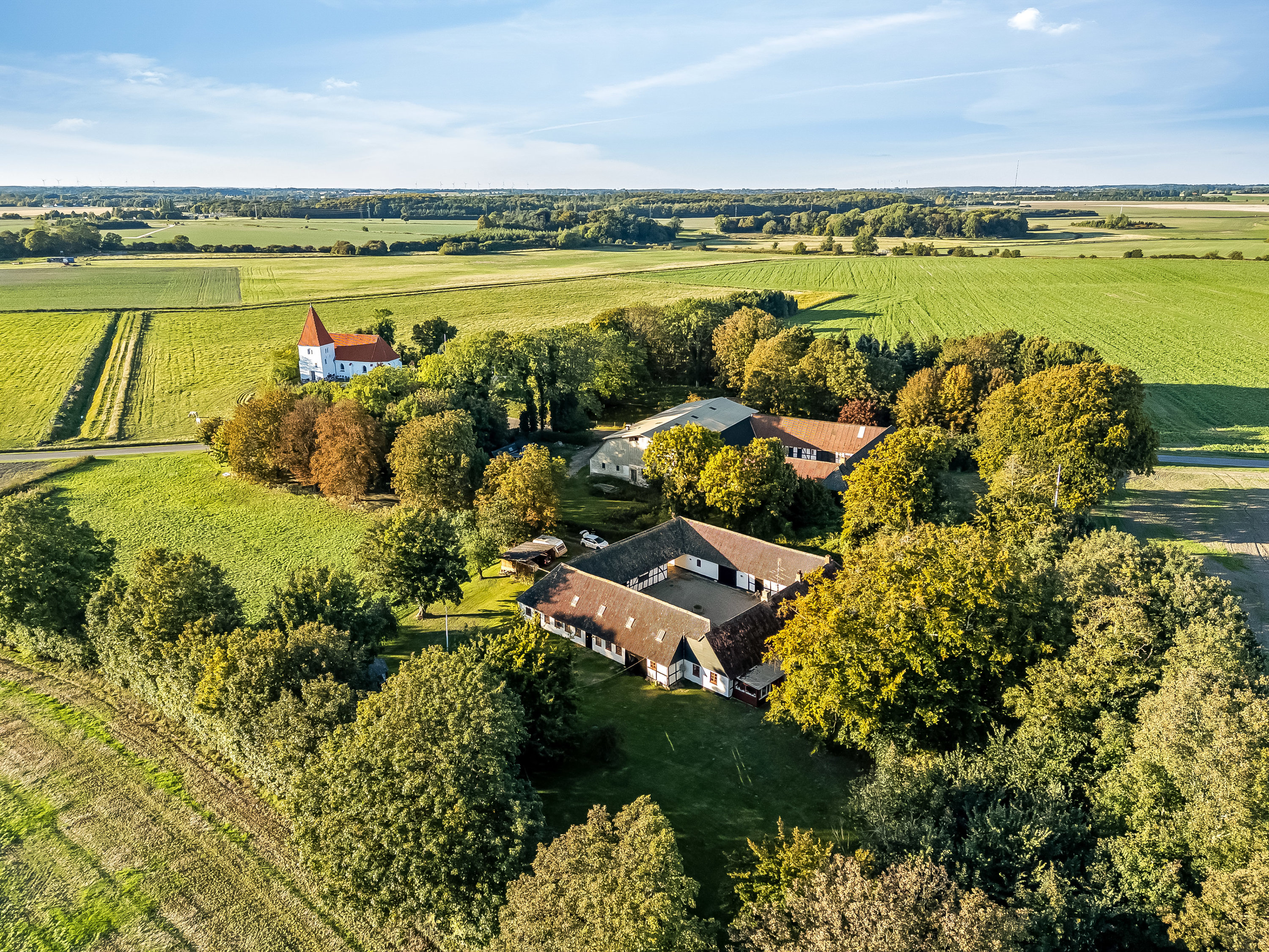 Fremhævet luftfoto billede i fuldskærmstilstand. Billede af Avnedevej 11, 4900 Nakskov