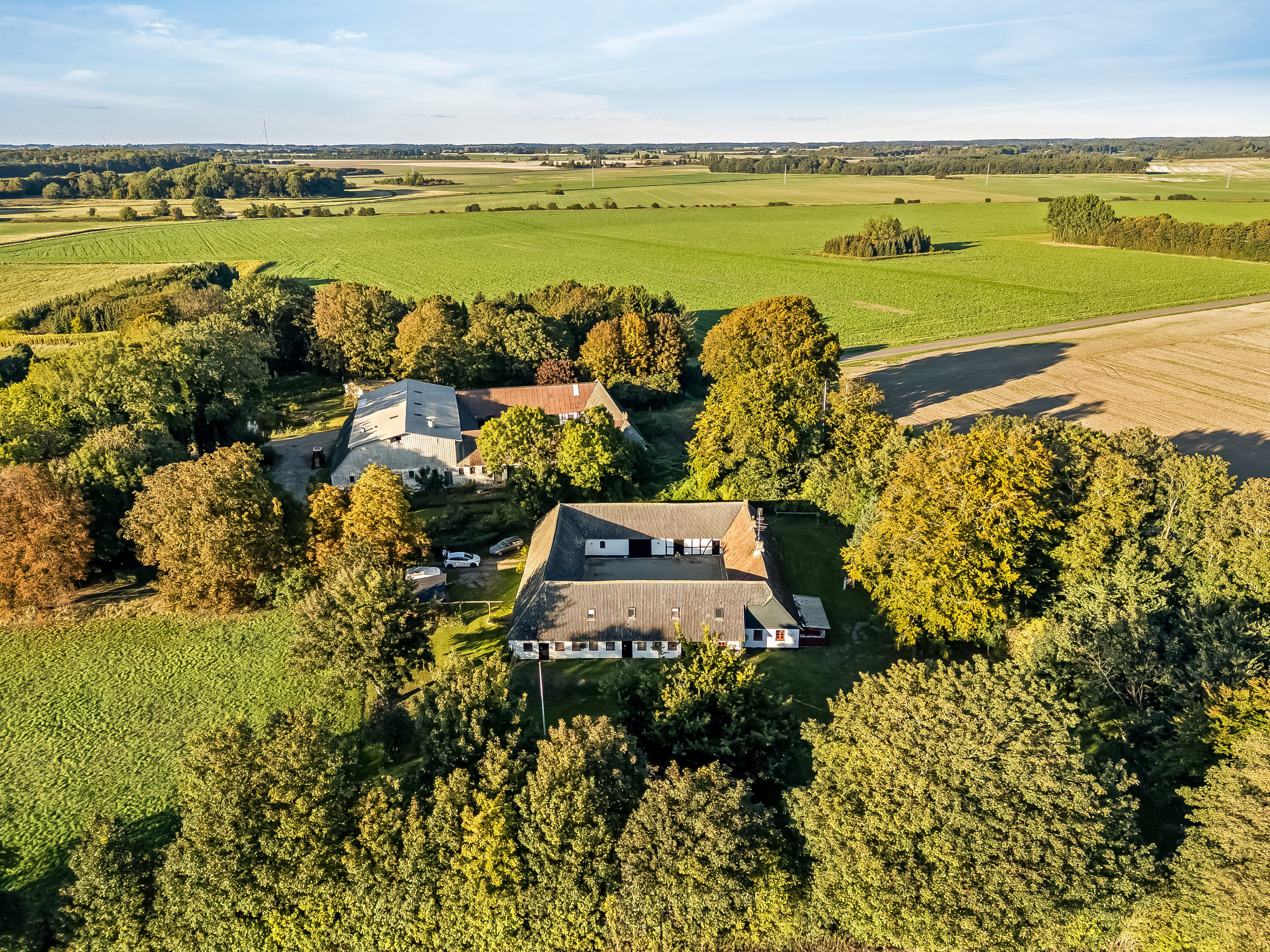 Fremhævet luftfoto billede i fuldskærmstilstand. Billede af Avnedevej 11, 4900 Nakskov
