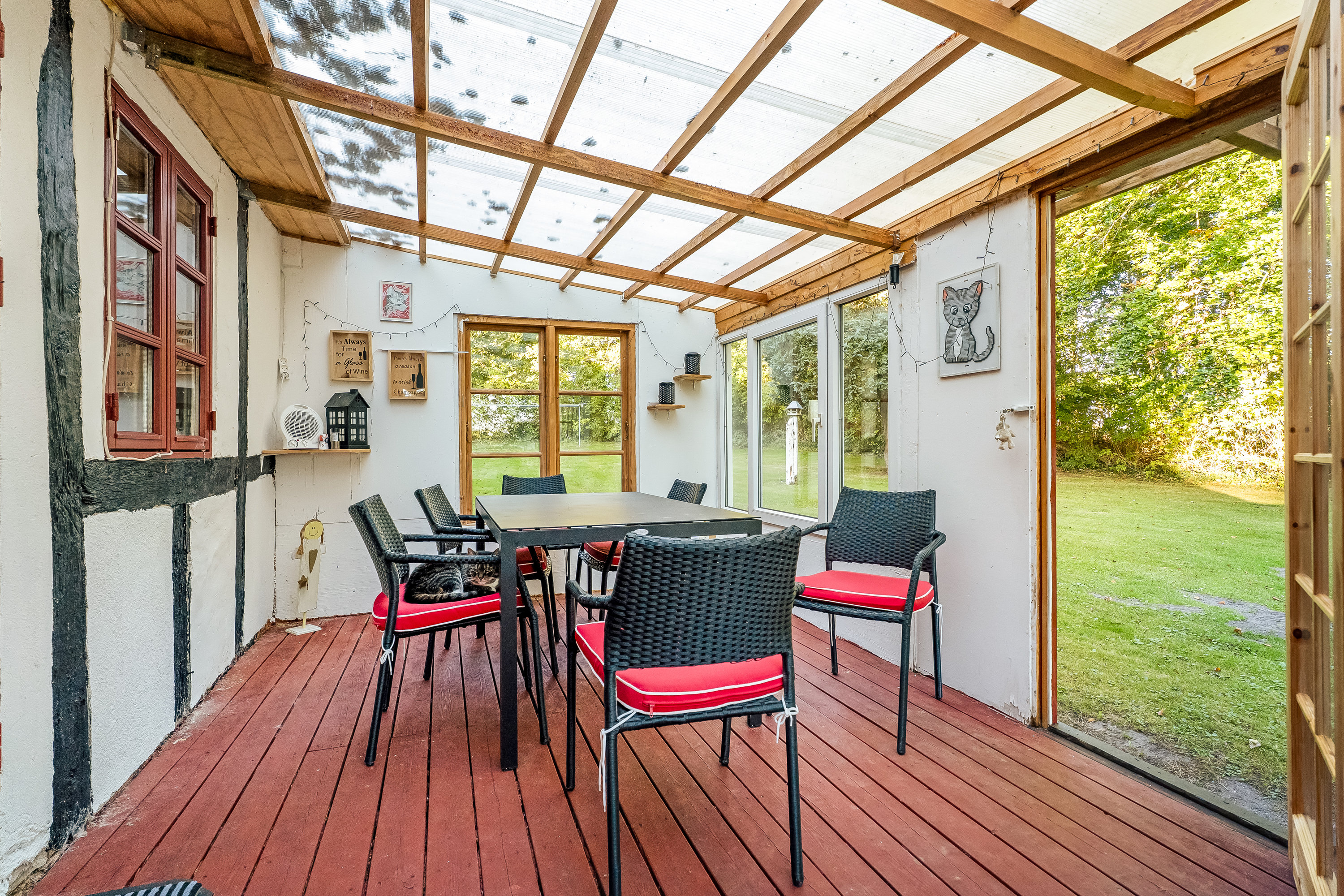 Fremhævet overdækket terrasse billede i fuldskærmstilstand. Billede af Avnedevej 11, 4900 Nakskov