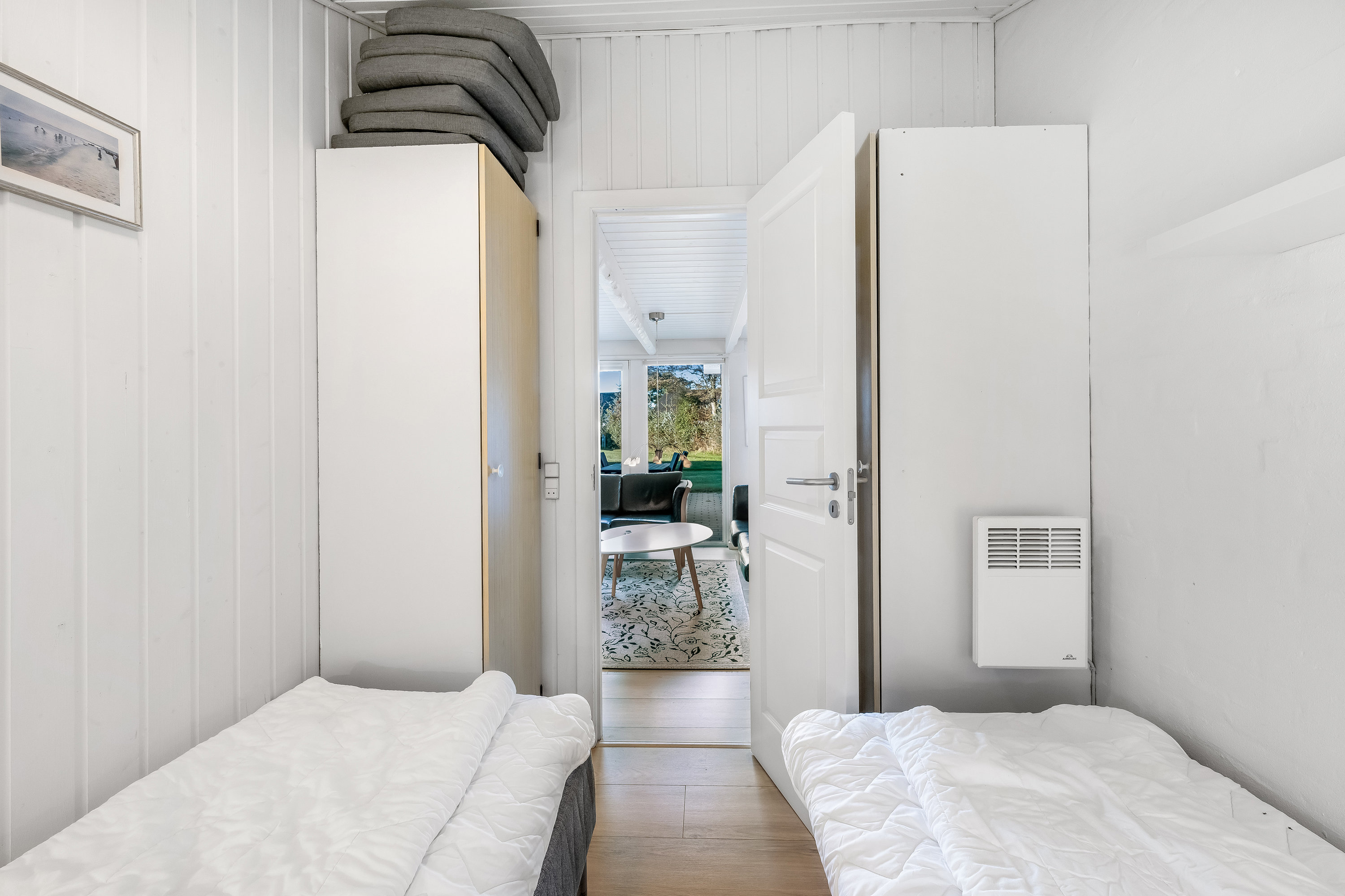 Fremhævet andet billede i fuldskærmstilstand. Billede af Vester Fælled 76 (A8), Bork Havn, 6893 Hemmet