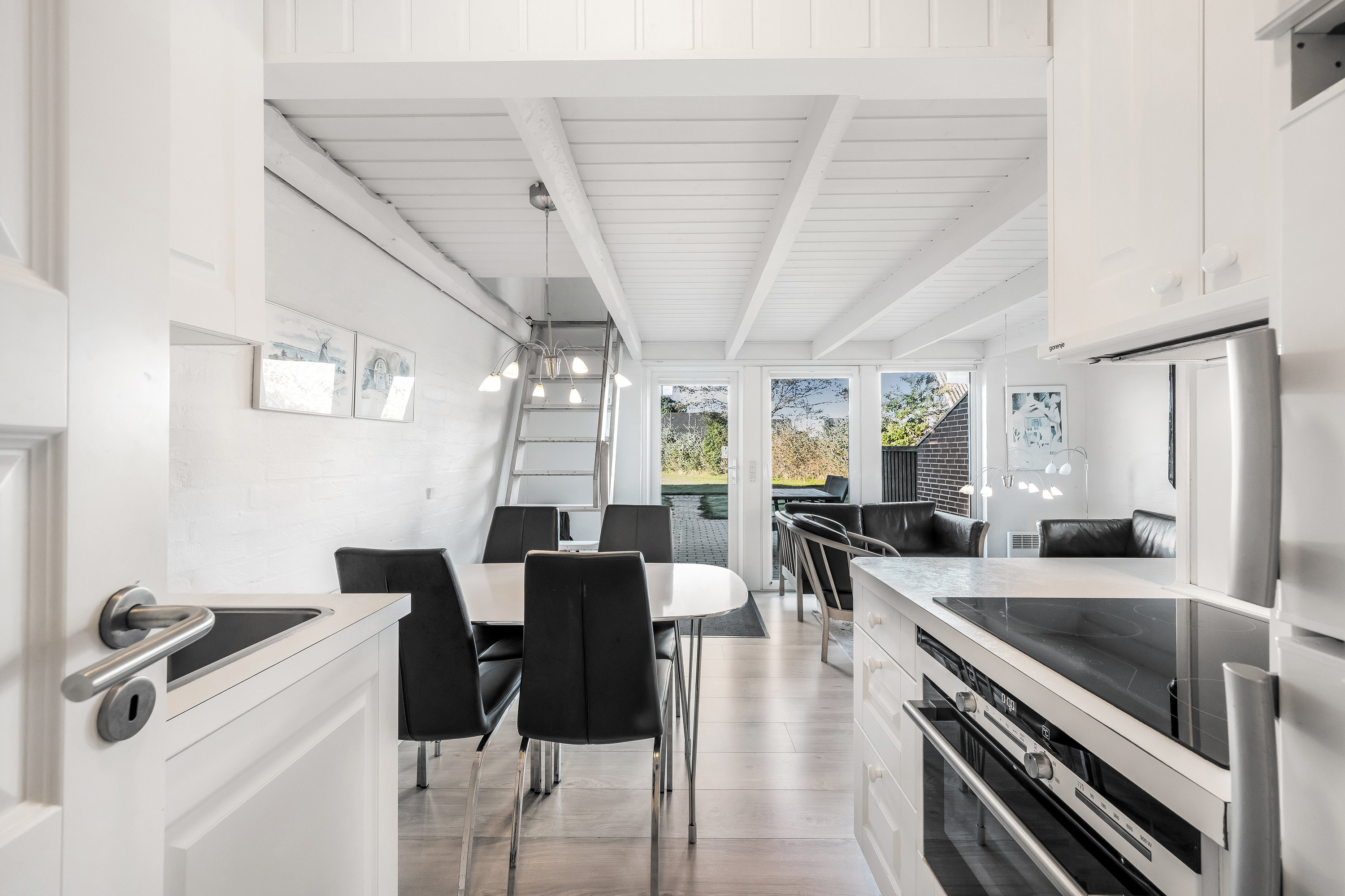 Fremhævet køkken billede i fuldskærmstilstand. Billede af Vester Fælled 76 (A8), Bork Havn, 6893 Hemmet