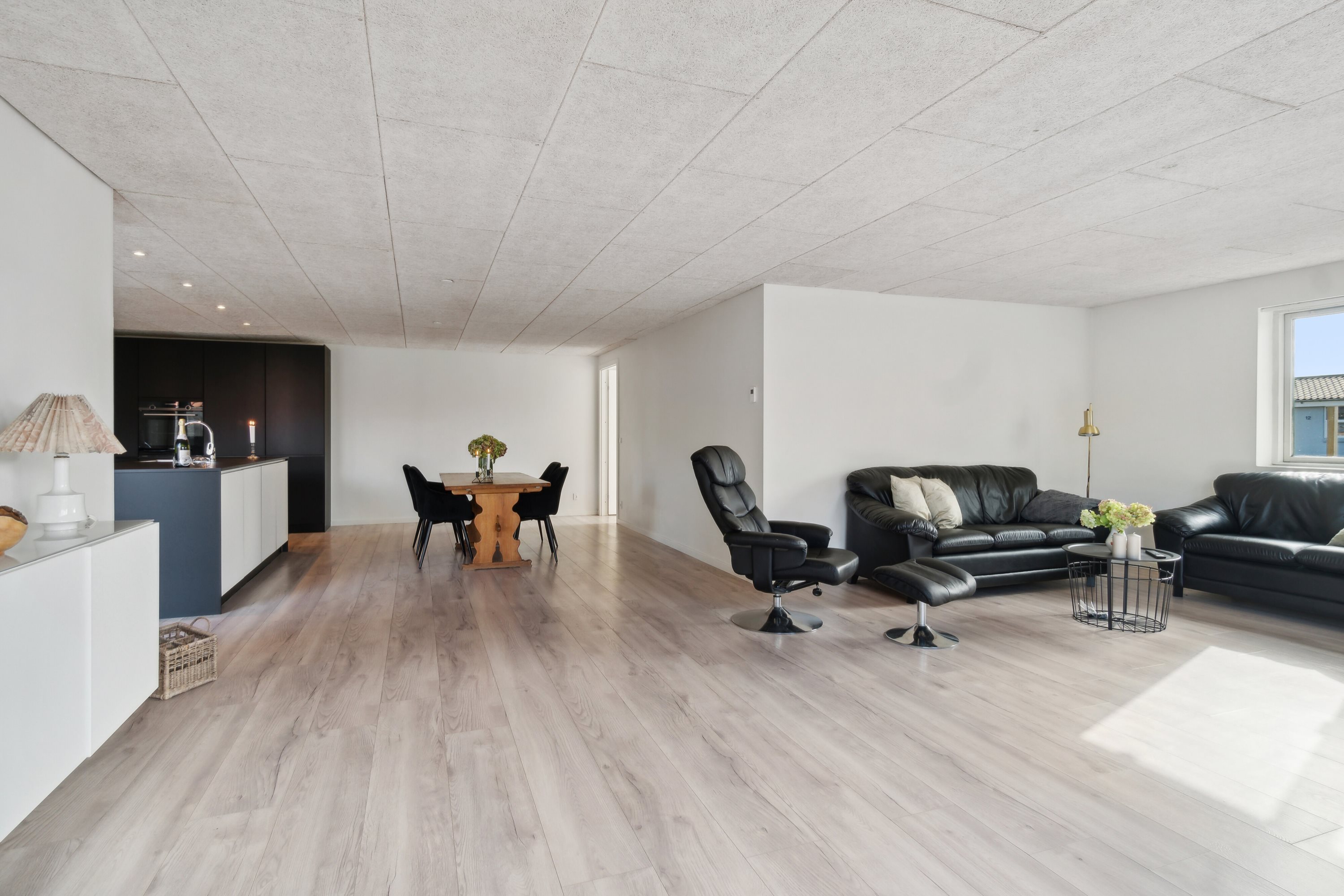 Fremhævet stue billede i fuldskærmstilstand. Billede af Bornholmsgade 9, 7430 Ikast