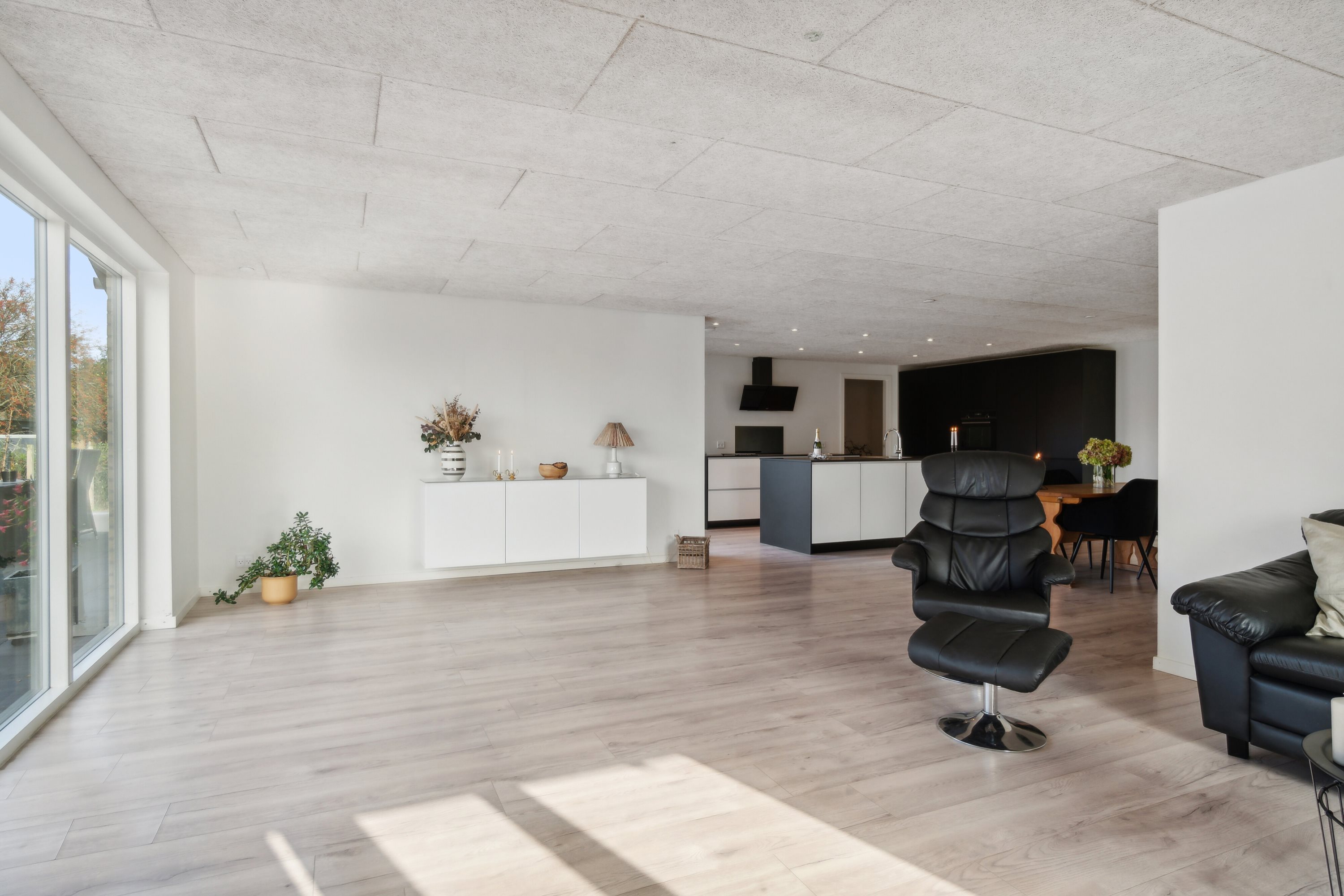 Fremhævet stue billede i fuldskærmstilstand. Billede af Bornholmsgade 9, 7430 Ikast