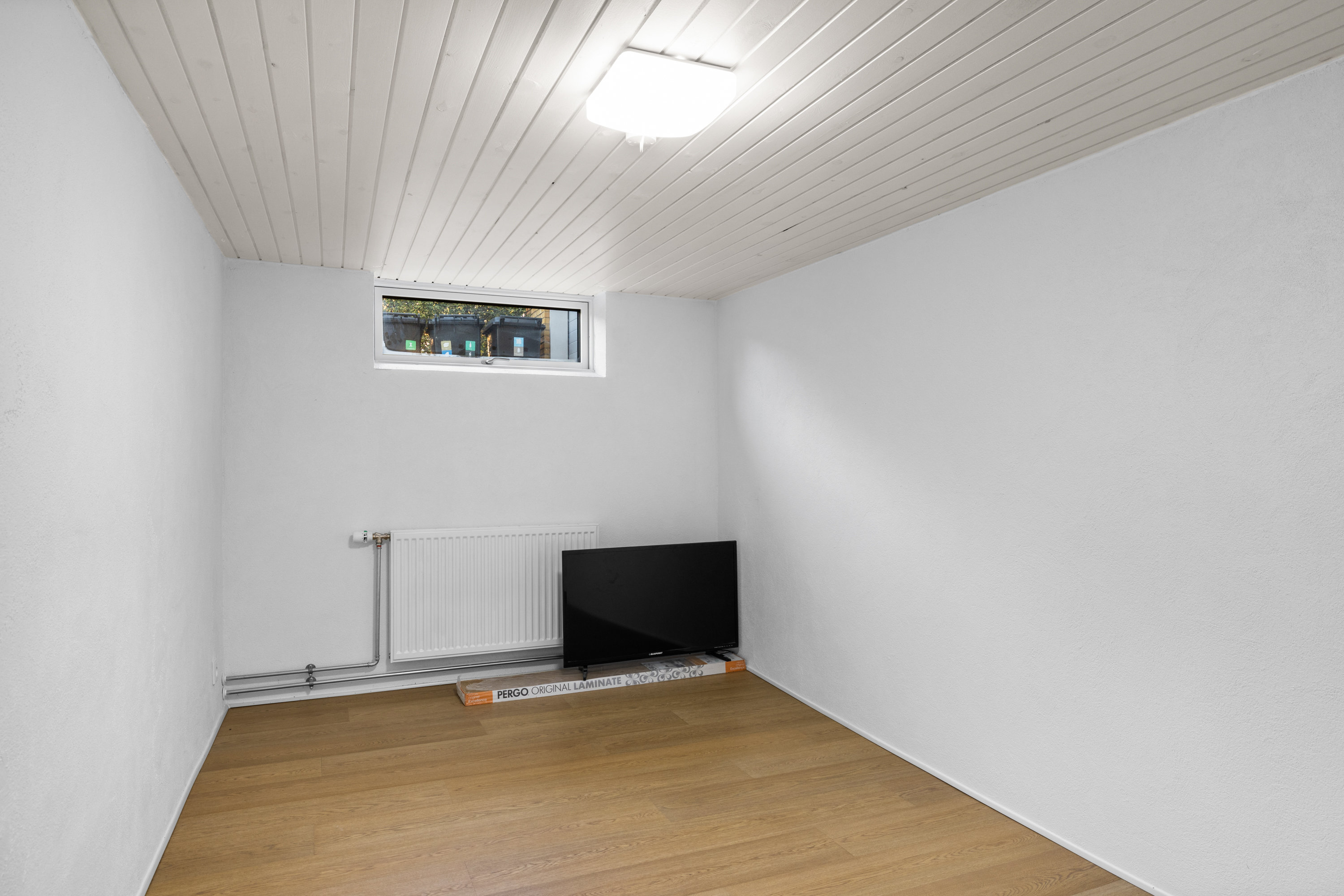 Fremhævet værelse billede i fuldskærmstilstand. Billede af Kirkevej 19, Vejle, 5672 Broby