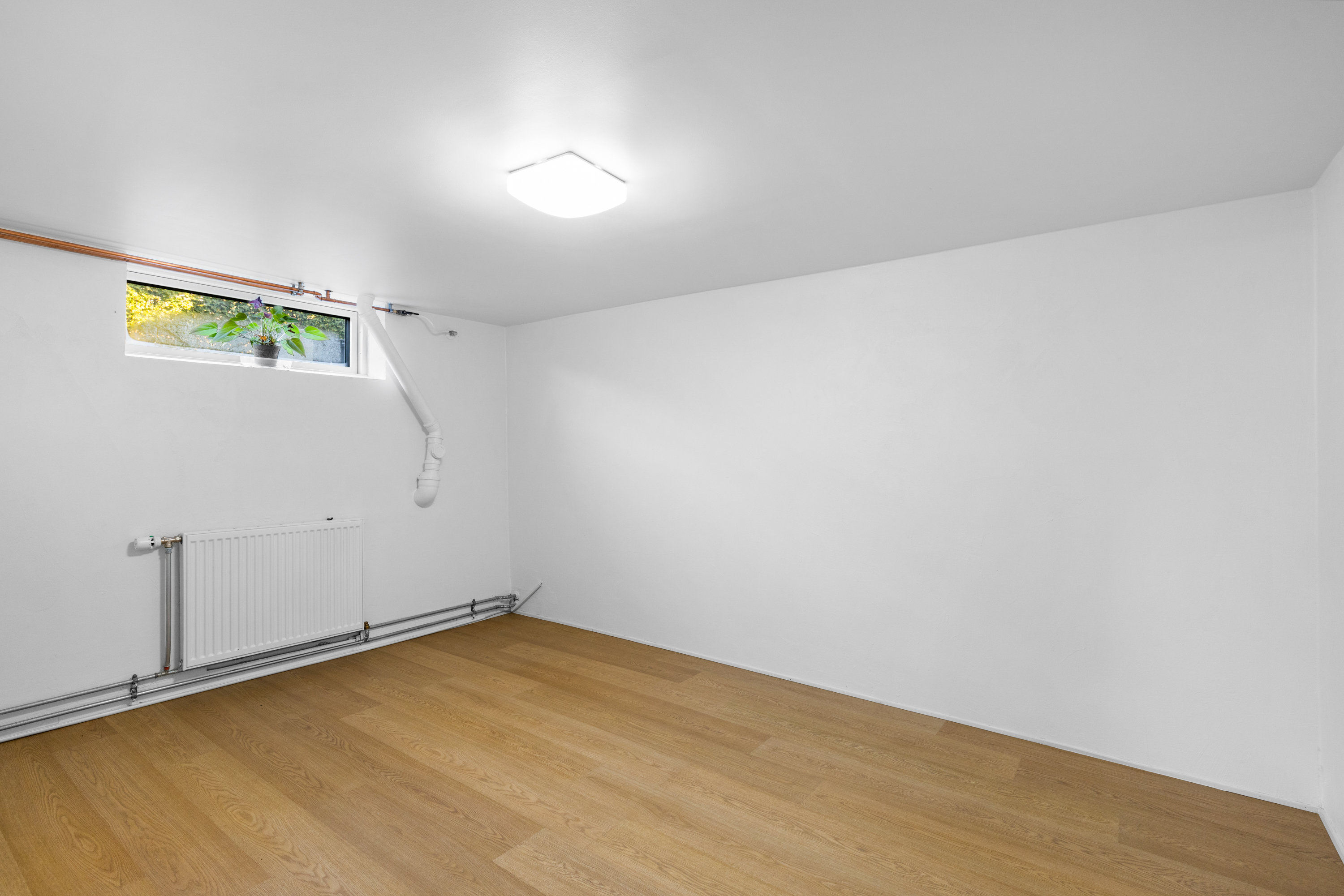 Fremhævet værelse billede i fuldskærmstilstand. Billede af Kirkevej 19, Vejle, 5672 Broby