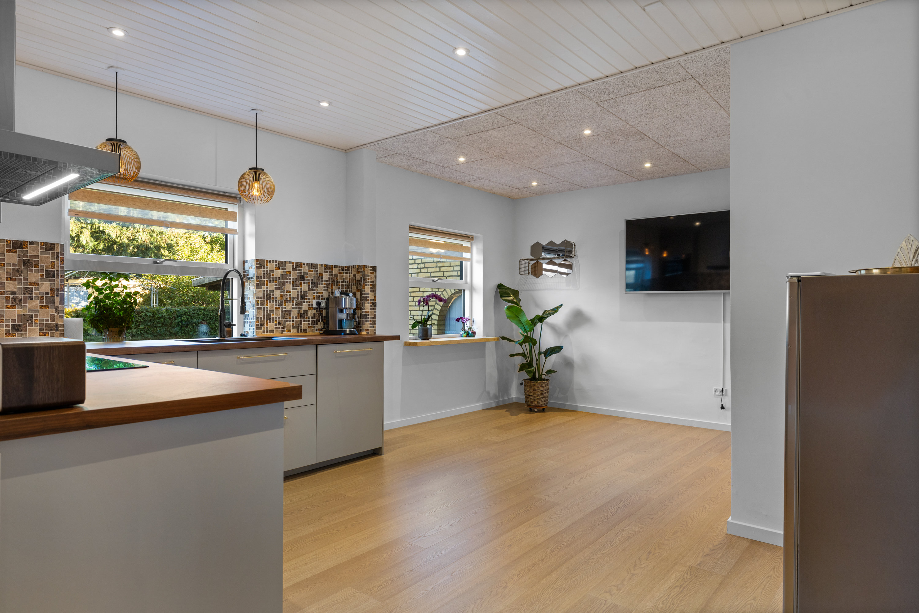 Fremhævet køkken billede i fuldskærmstilstand. Billede af Kirkevej 19, Vejle, 5672 Broby