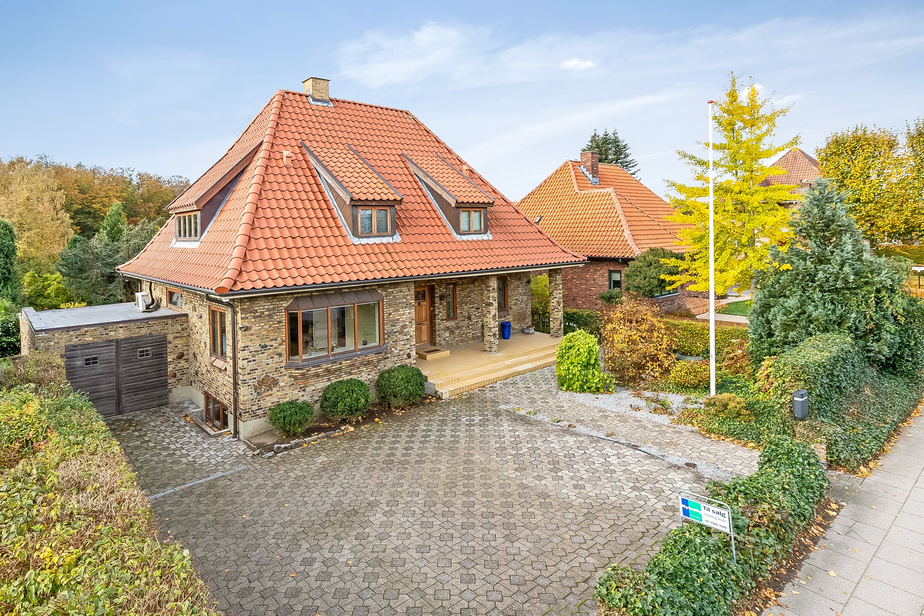 Fremhævet mastefoto billede i fuldskærmstilstand. Billede af Fredericiavej 52, Mølholm, 7100 Vejle