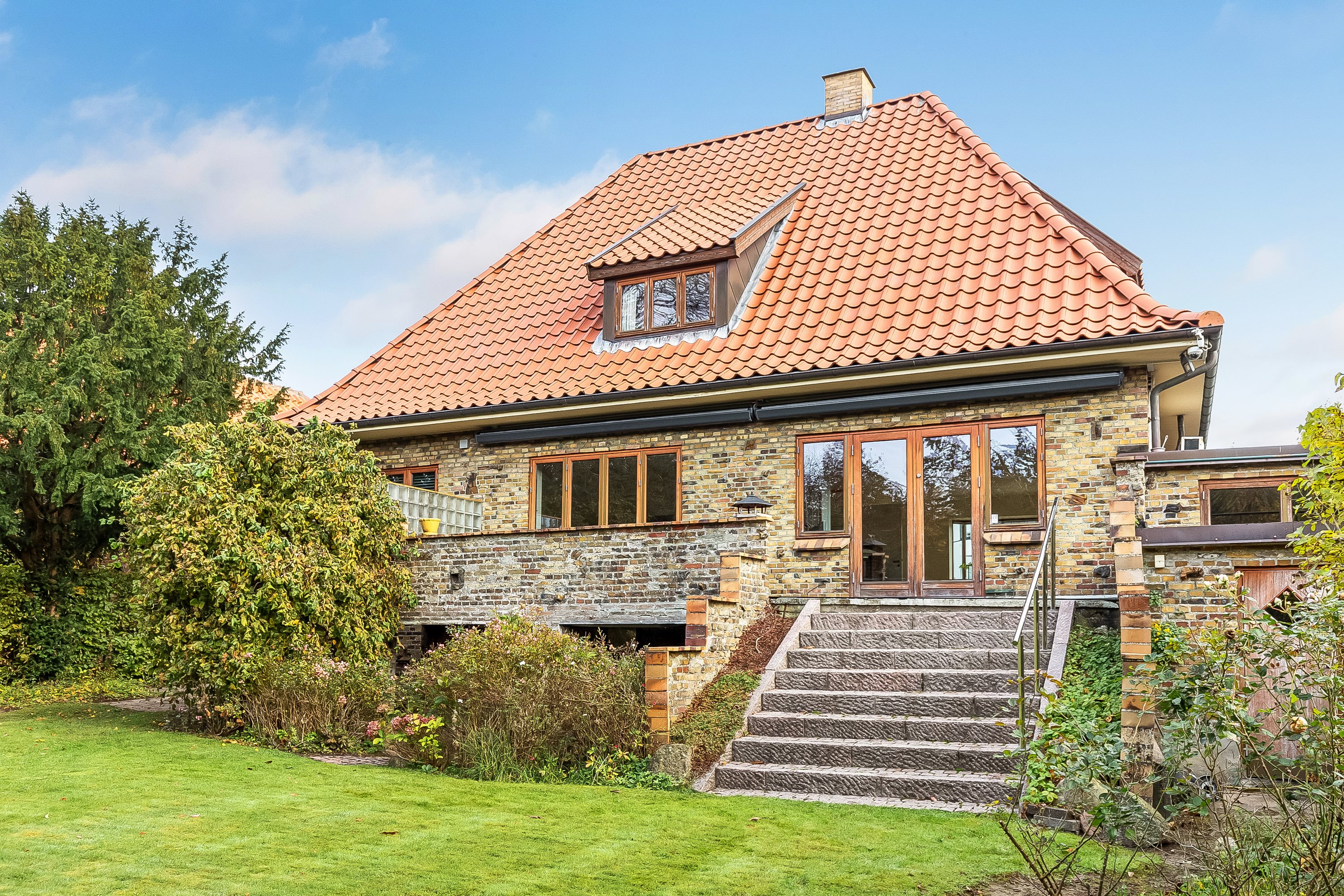 Miniaturebillede 1: ejendommen. Billede af Fredericiavej 52, Mølholm, 7100 Vejle