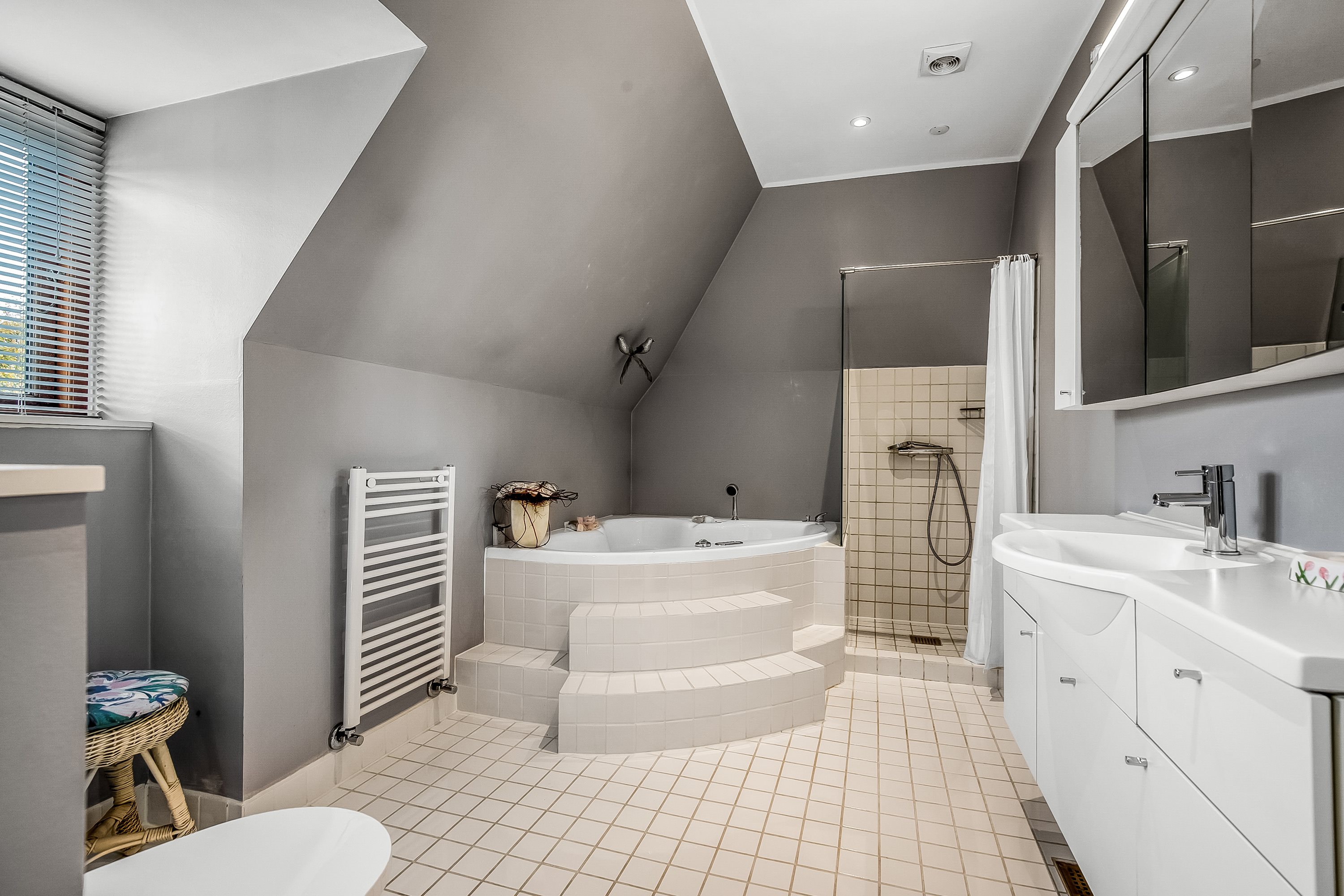 Fremhævet badeværelse billede i fuldskærmstilstand. Billede af Fredericiavej 52, Mølholm, 7100 Vejle