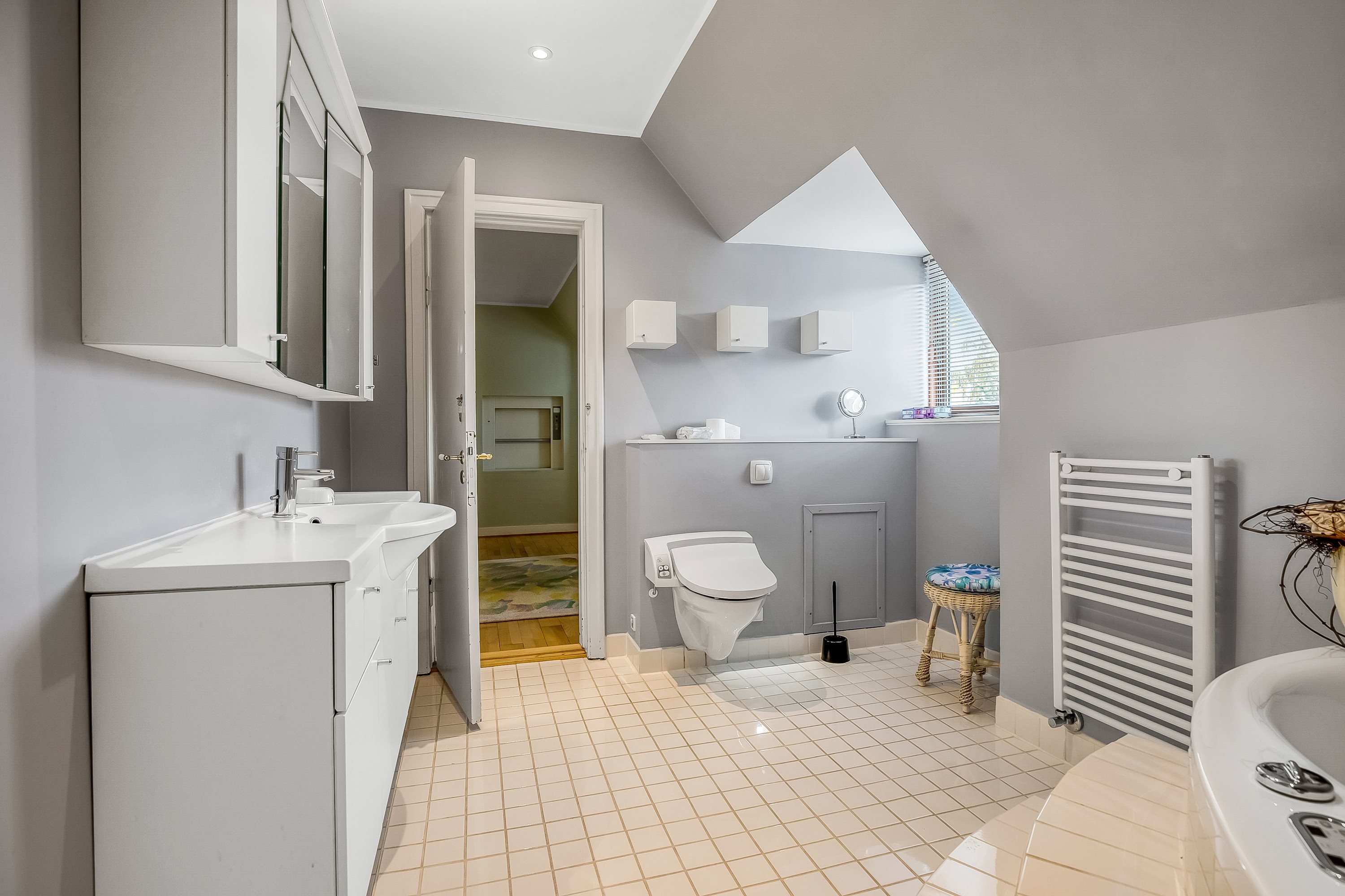 Fremhævet badeværelse billede i fuldskærmstilstand. Billede af Fredericiavej 52, Mølholm, 7100 Vejle