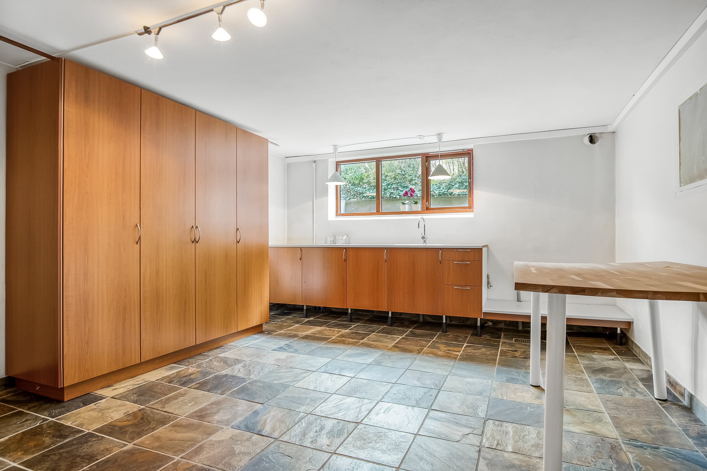 Fremhævet disponibelt rum billede i fuldskærmstilstand. Billede af Fredericiavej 52, Mølholm, 7100 Vejle