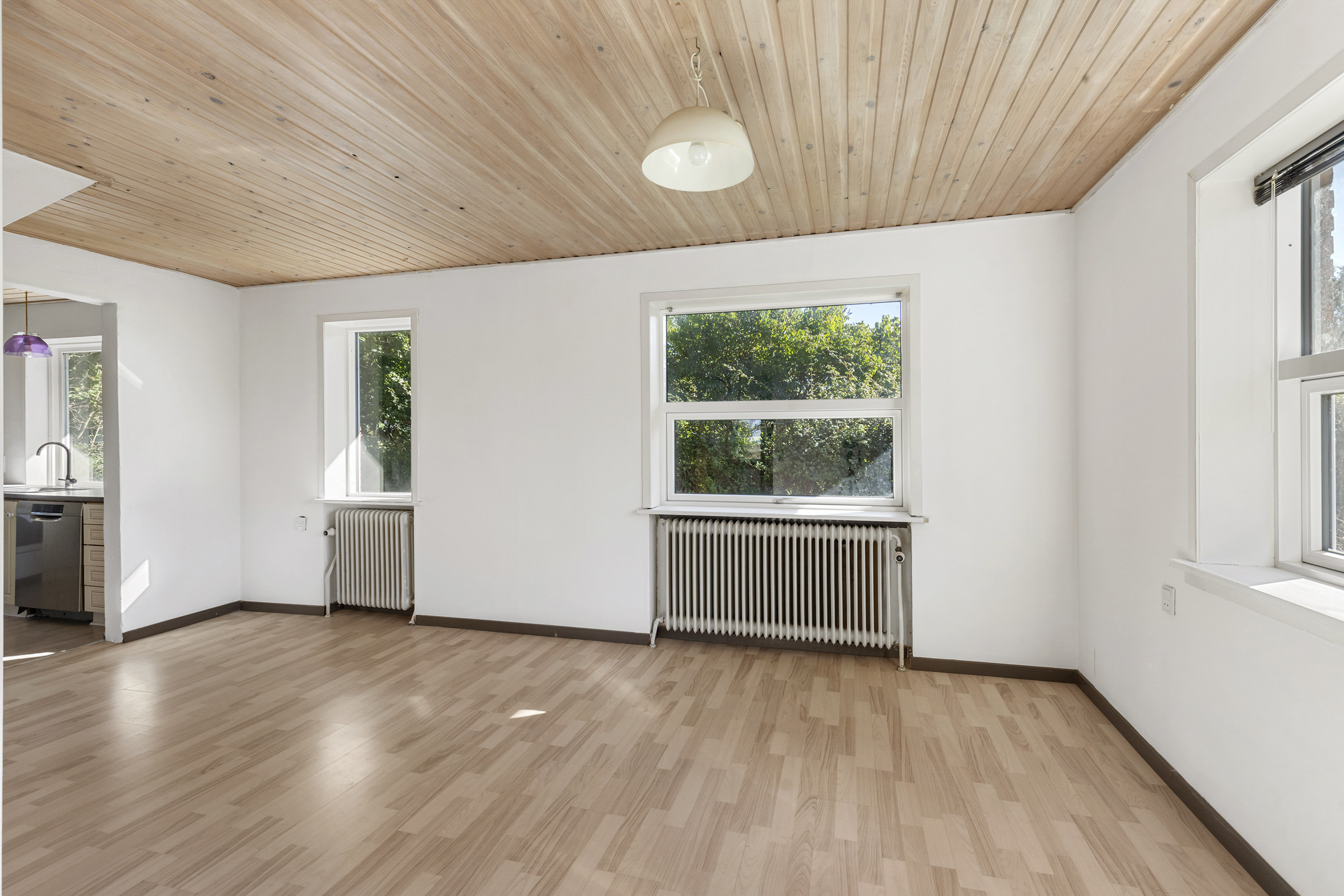 Fremhævet spisestue billede i fuldskærmstilstand. Billede af Svoldrupvej 105, Vognsild, 9600 Aars