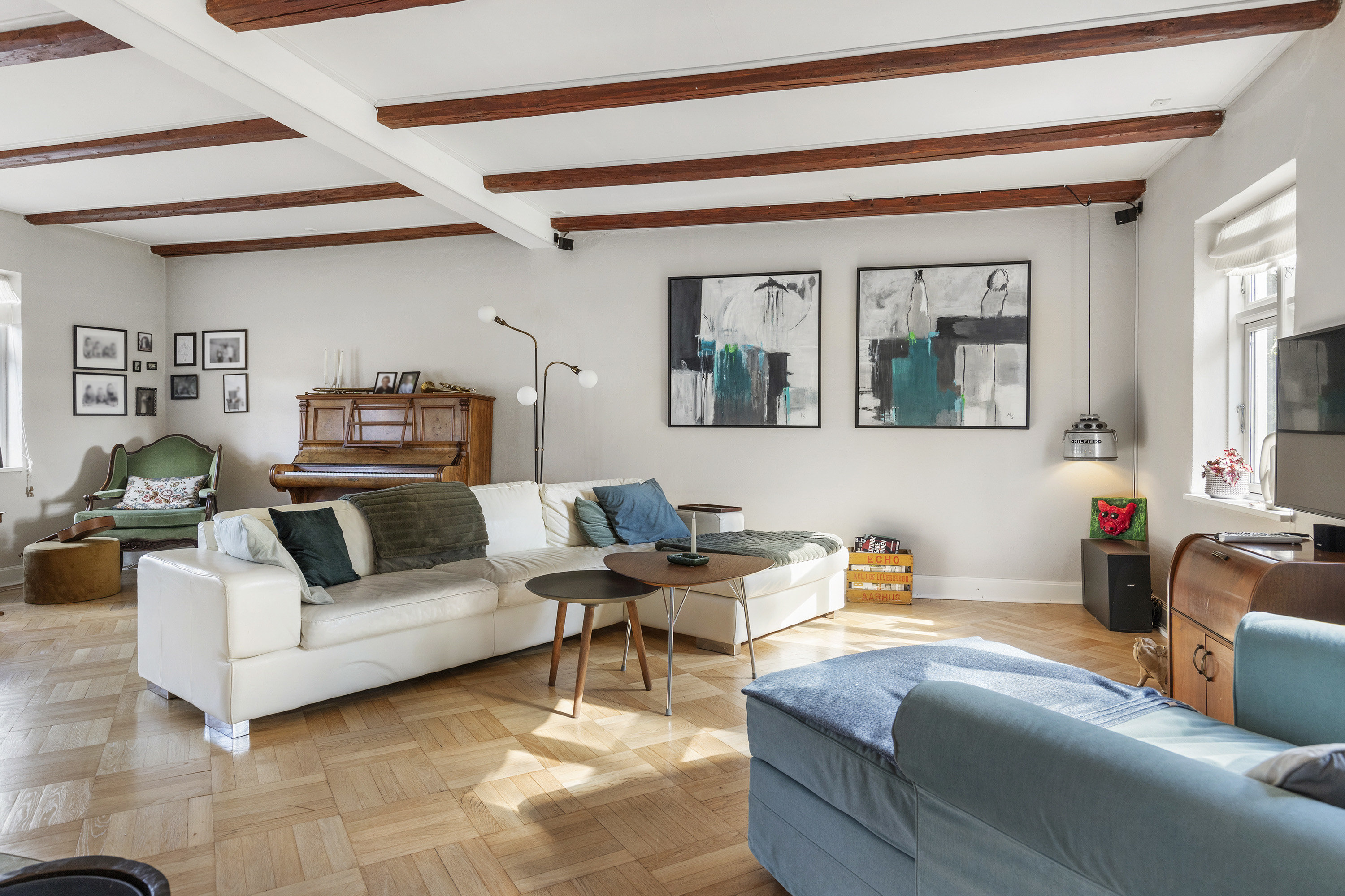 Fremhævet stue billede i fuldskærmstilstand. Billede af Svoldrupvej 135, Vestrup, 9600 Aars