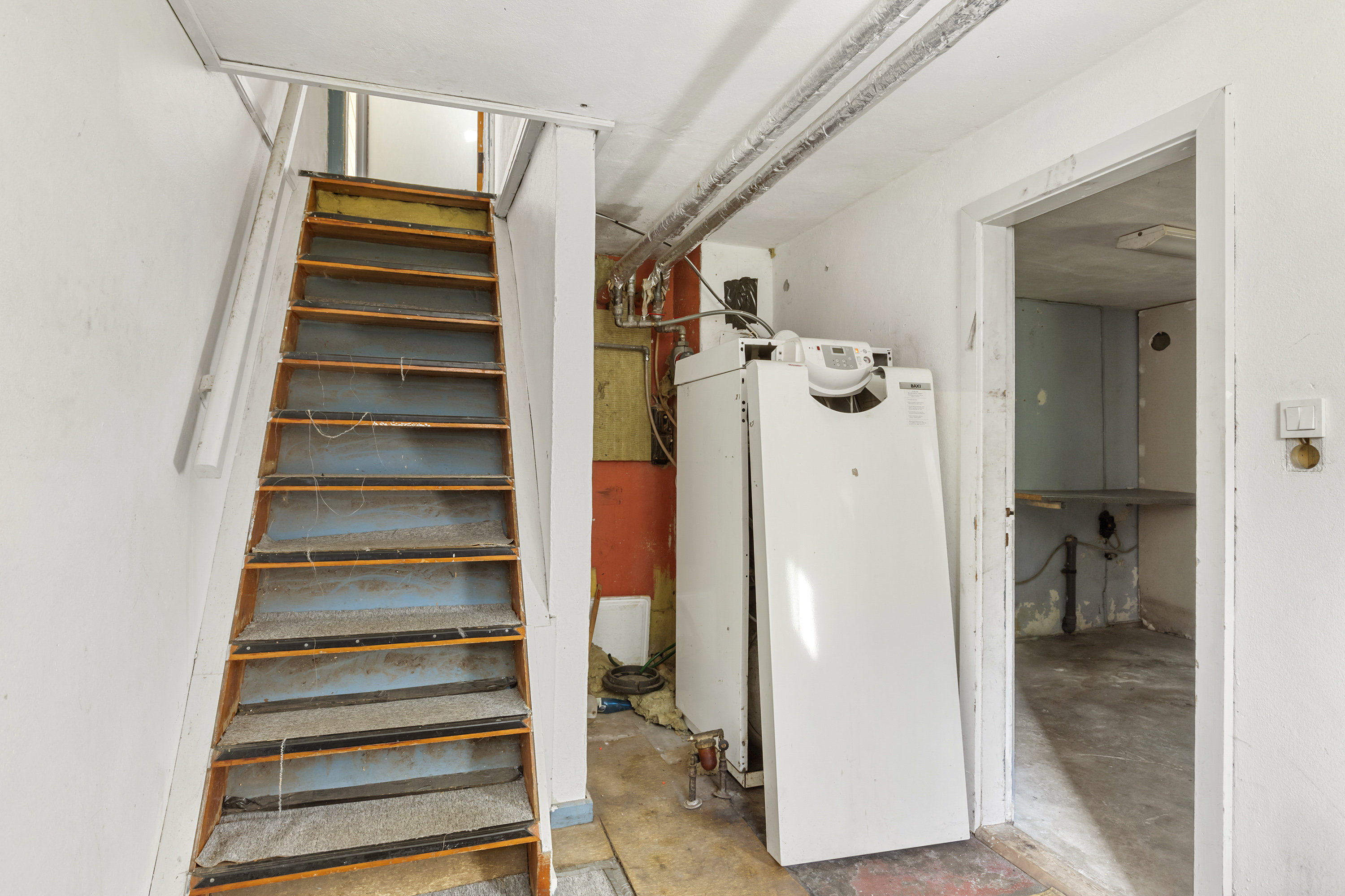 Fremhævet trappe billede i fuldskærmstilstand. Billede af Svoldrupvej 105, Vognsild, 9600 Aars