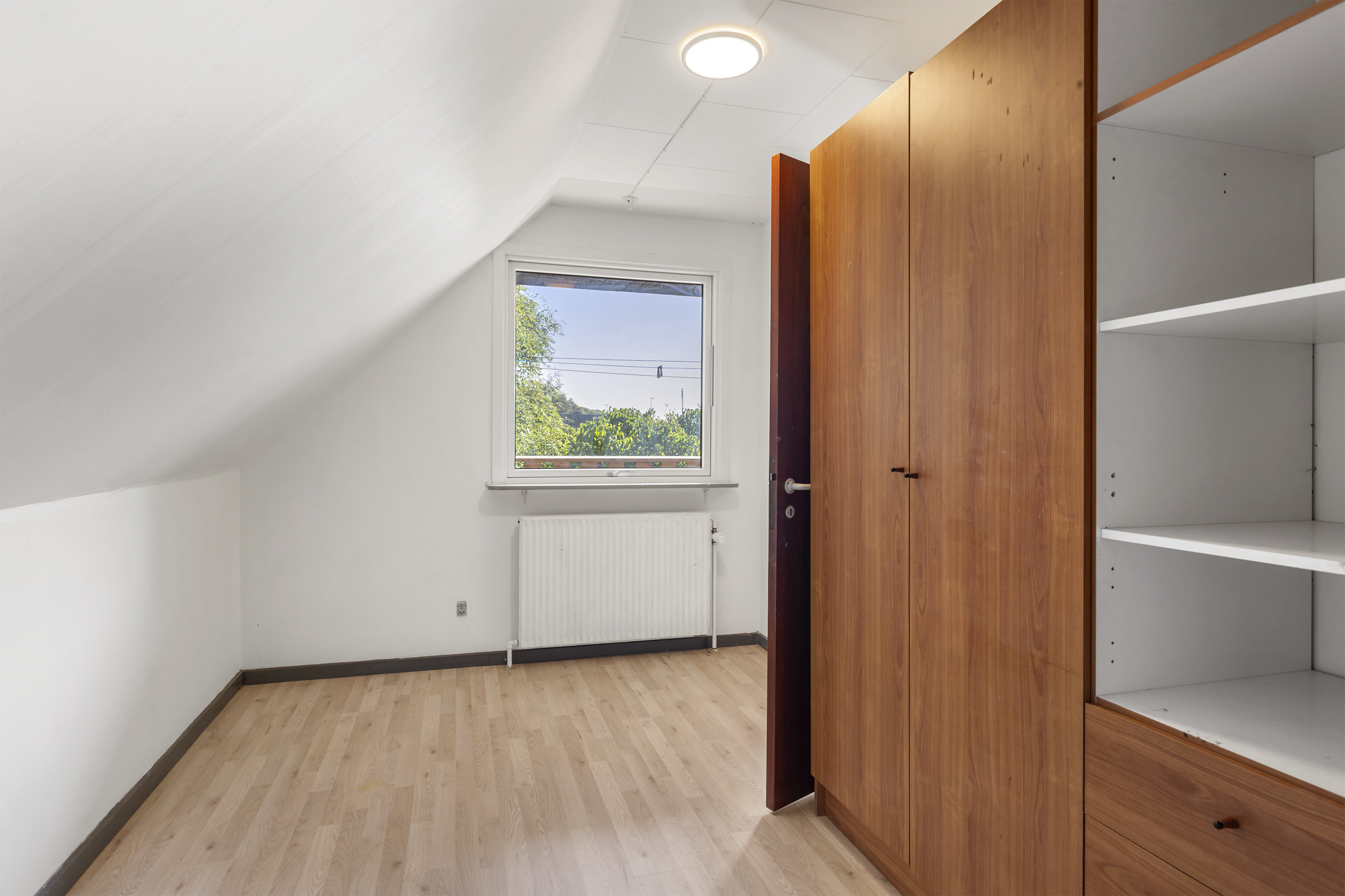 Fremhævet soveværelse billede i fuldskærmstilstand. Billede af Svoldrupvej 105, Vognsild, 9600 Aars