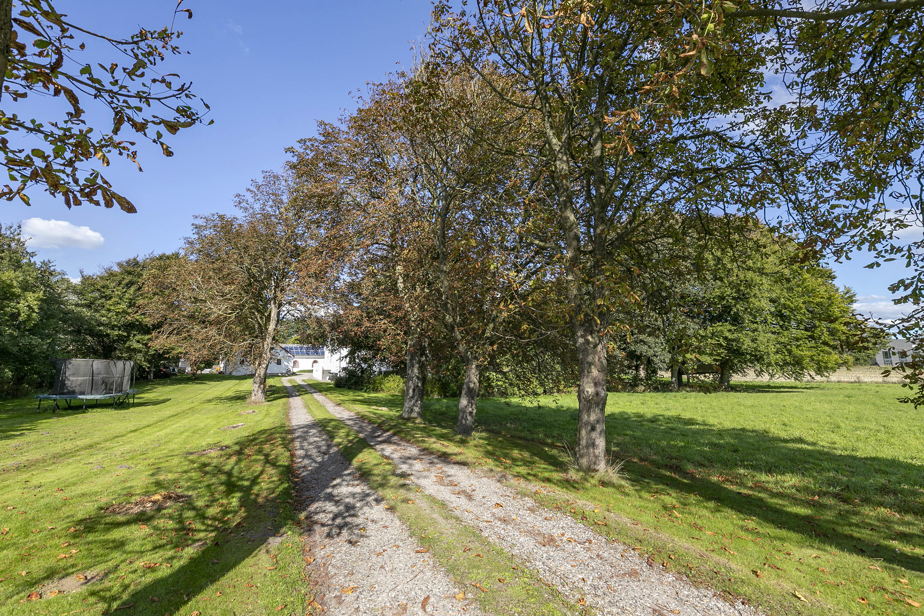 Miniaturebillede 2: indkørsel. Billede af Svoldrupvej 135, Vestrup, 9600 Aars