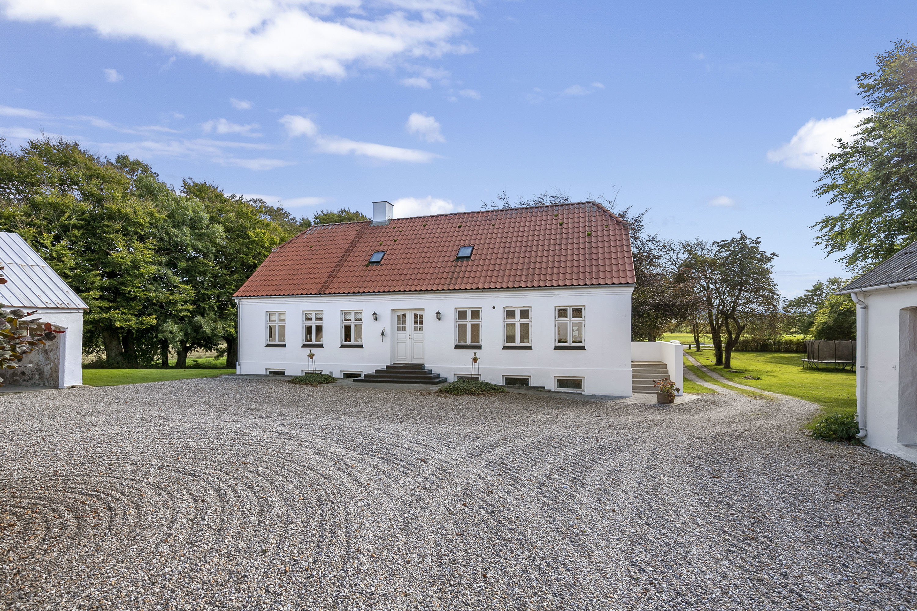 Miniaturebillede 1: facade. Billede af Svoldrupvej 135, Vestrup, 9600 Aars