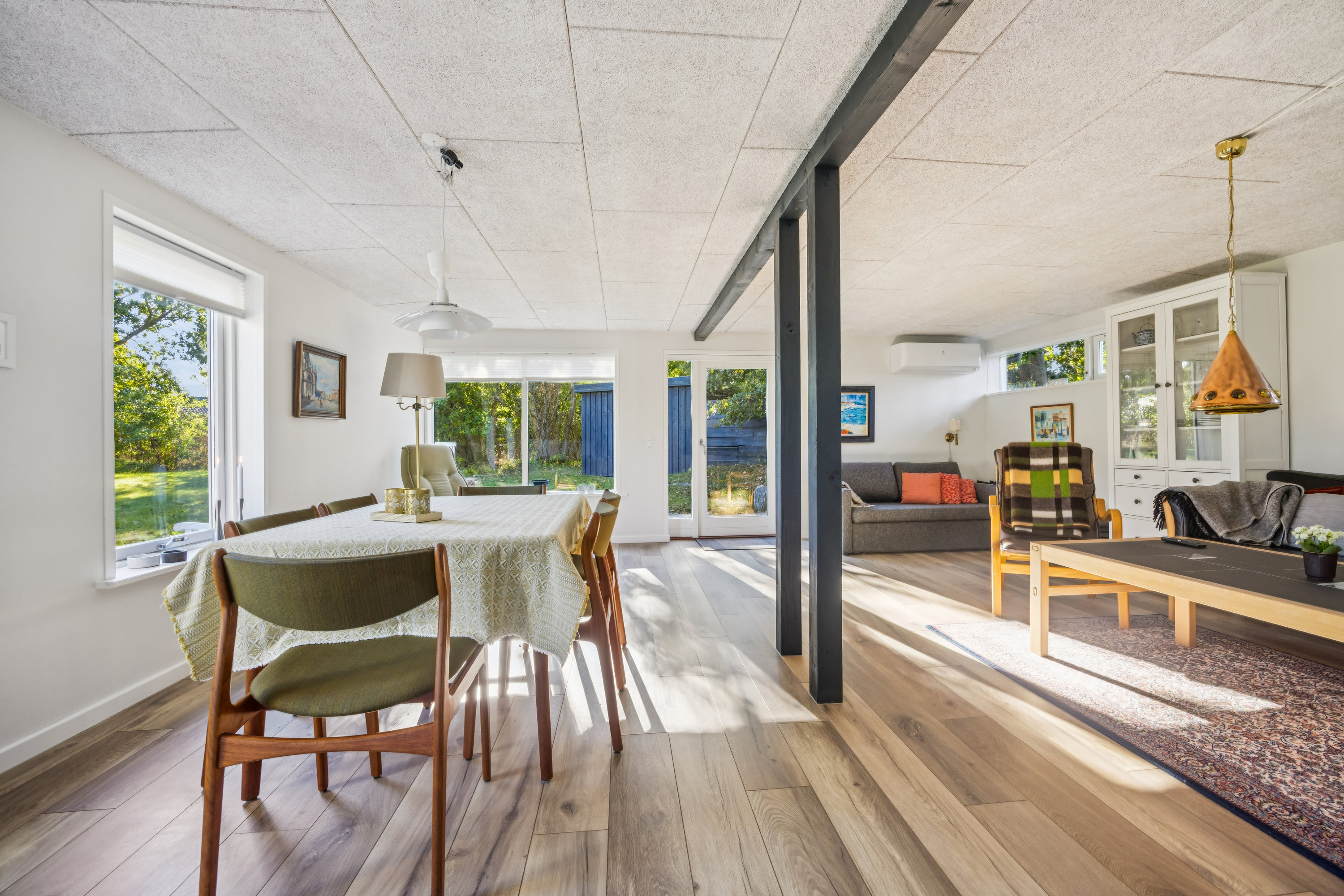 Fremhævet spisestue billede i fuldskærmstilstand. Billede af Søndergade 36, Hou, 9370 Hals