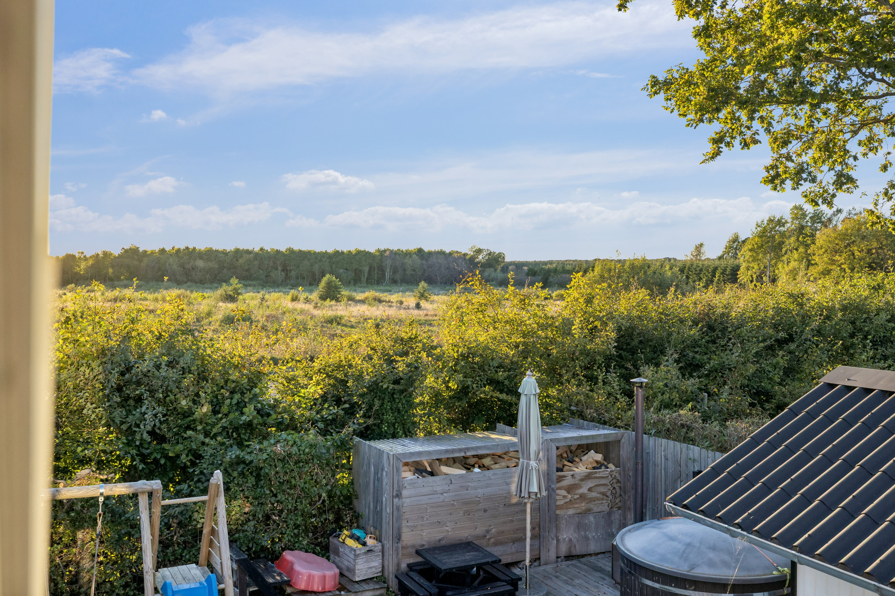 Fremhævet udsigt billede i fuldskærmstilstand. Billede af Møllevænget 5, Øster Hurup, 9560 Hadsund