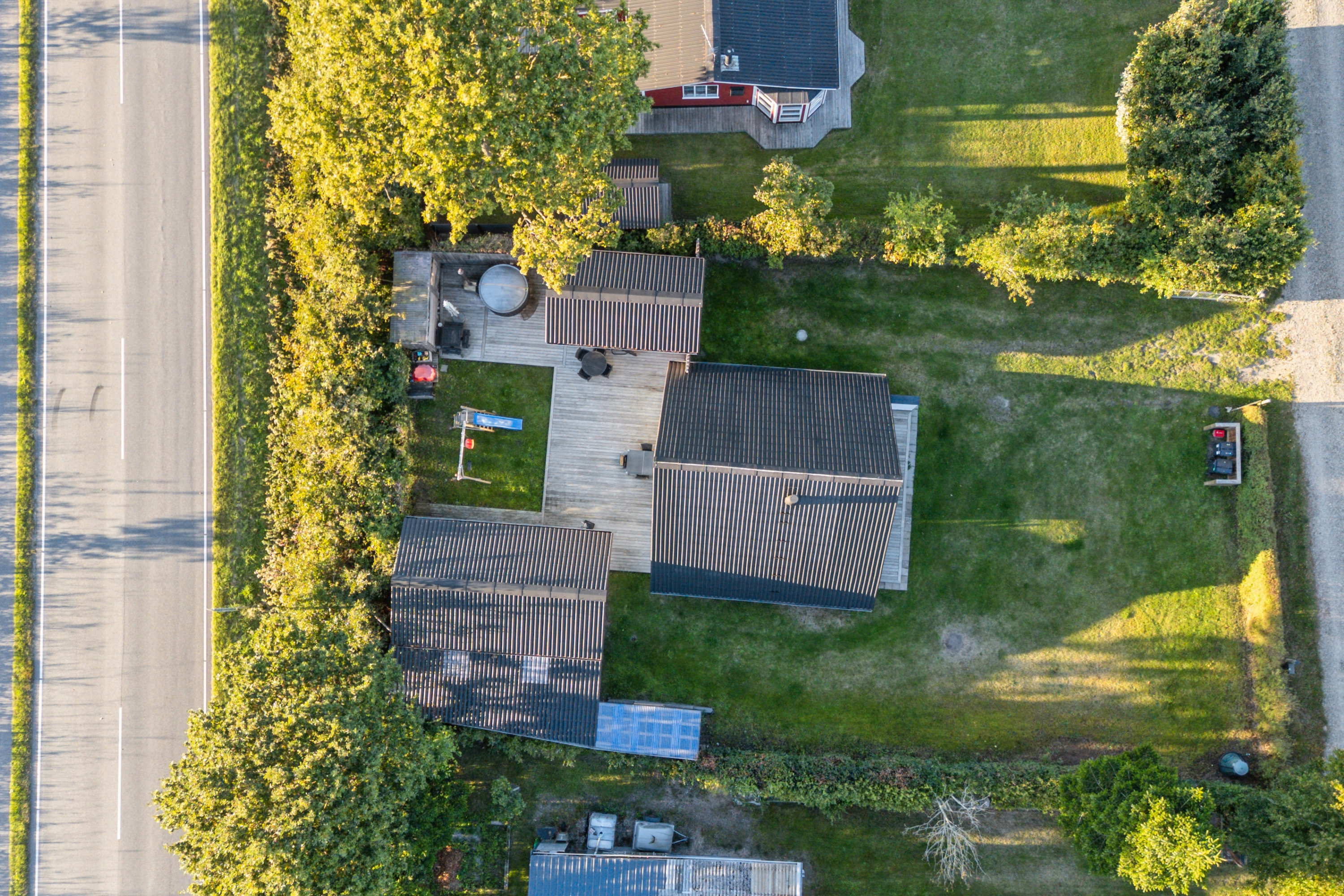 Fremhævet luftfoto billede i fuldskærmstilstand. Billede af Møllevænget 5, Øster Hurup, 9560 Hadsund