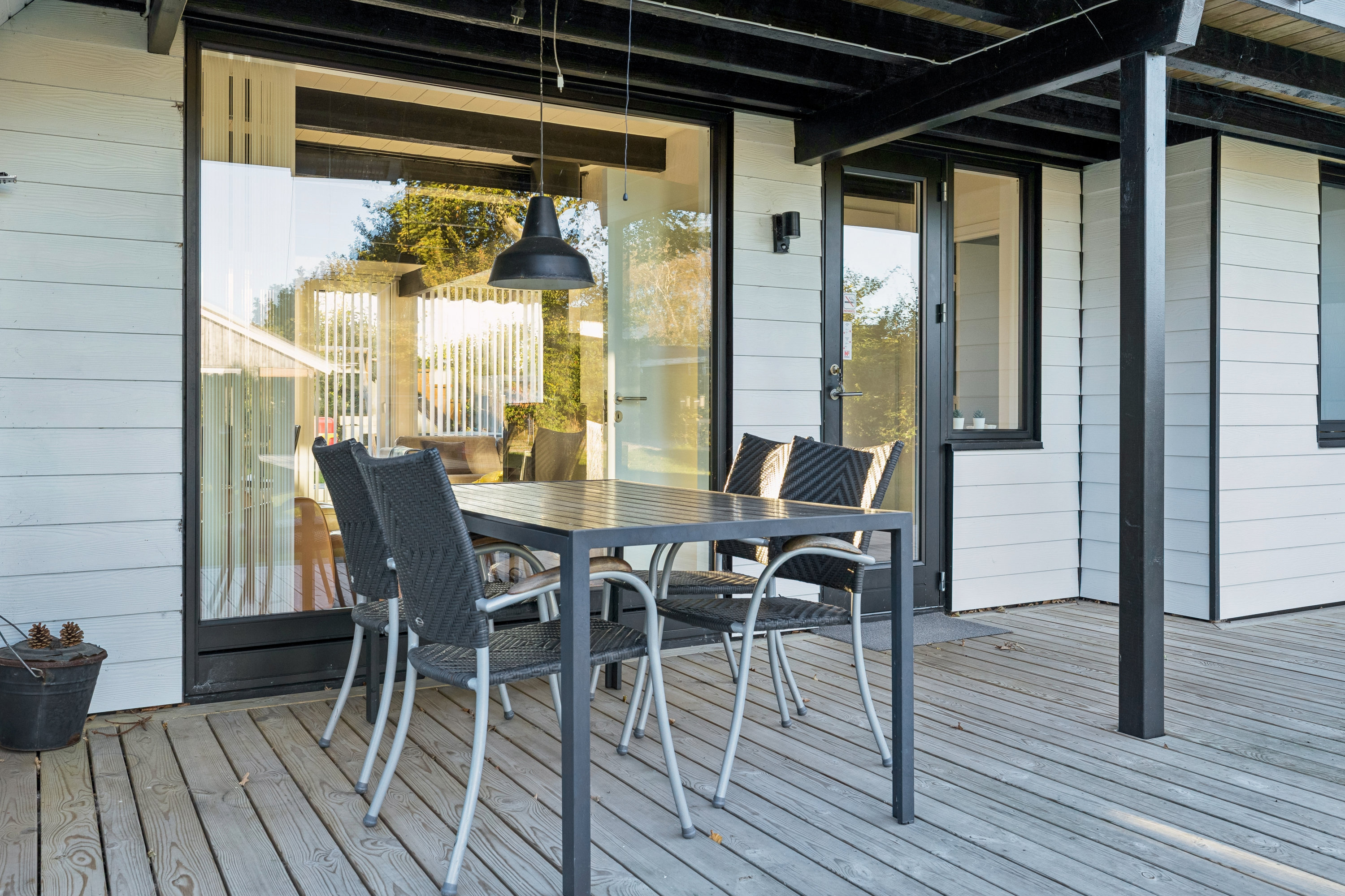 Fremhævet terrasse billede i fuldskærmstilstand. Billede af Møllevænget 5, Øster Hurup, 9560 Hadsund