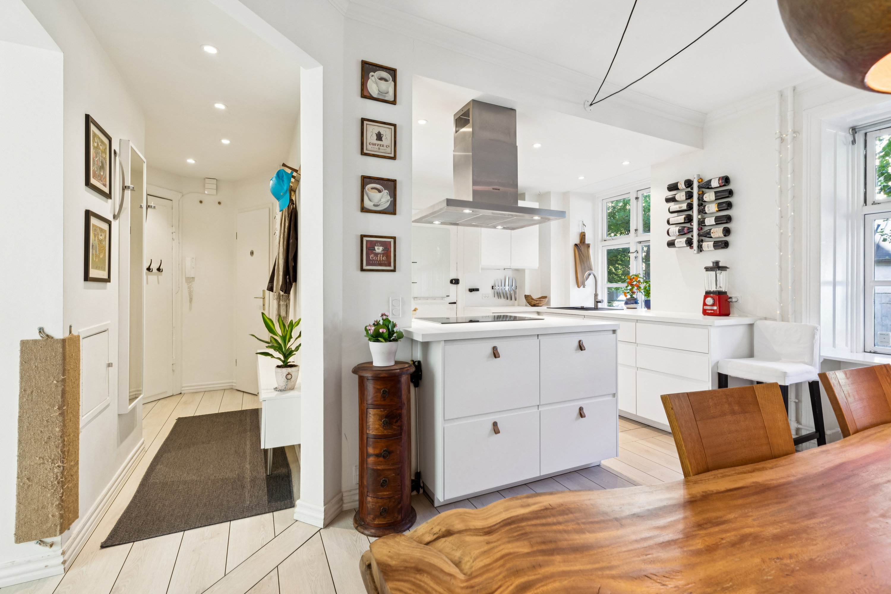 Miniaturebillede 1: køkken. Billede af Langelandsvej 51, st.. th., 2000 Frederiksberg