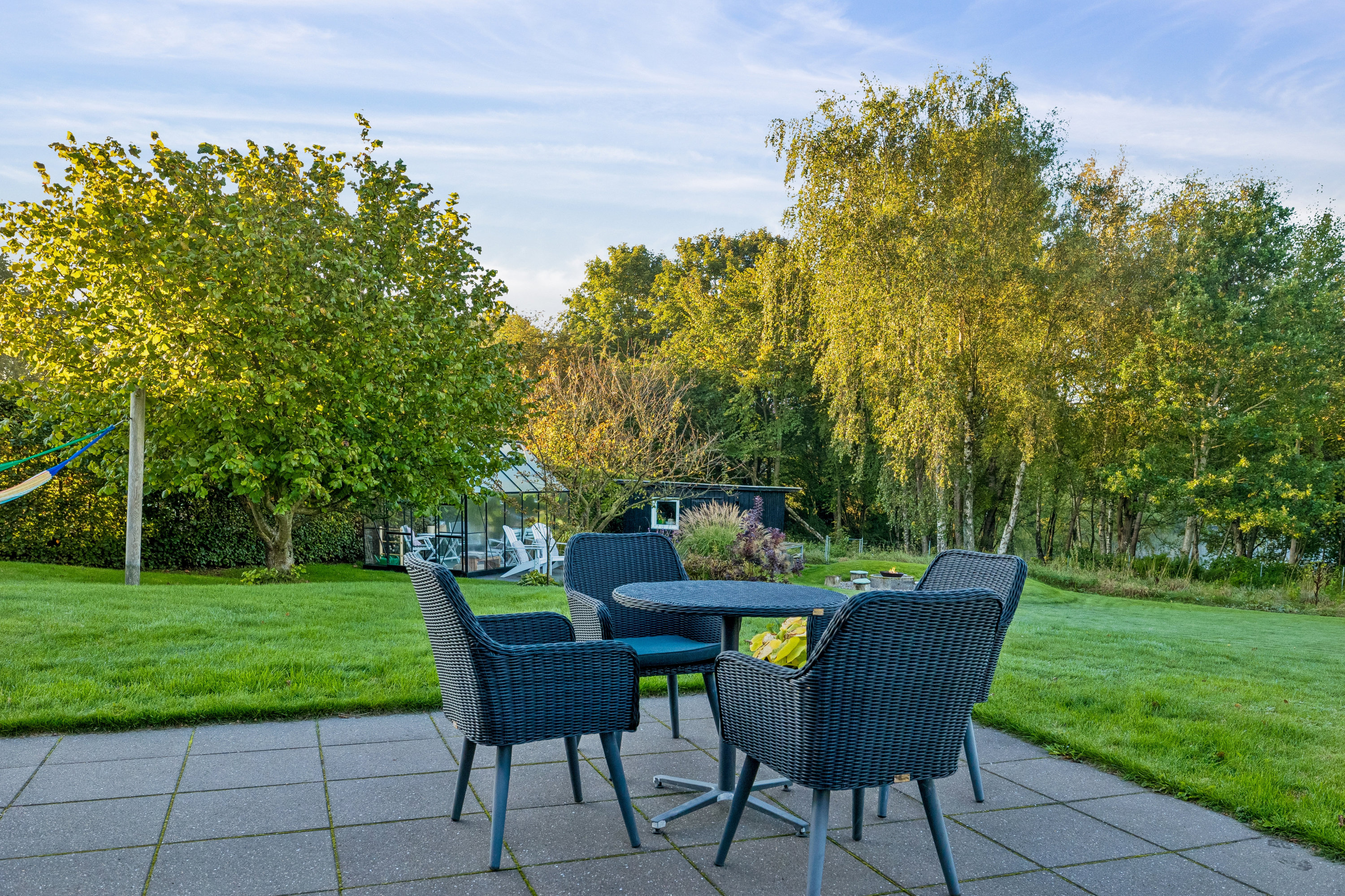 Fremhævet terrasse billede i fuldskærmstilstand. Billede af Granvænget 15, 8990 Fårup