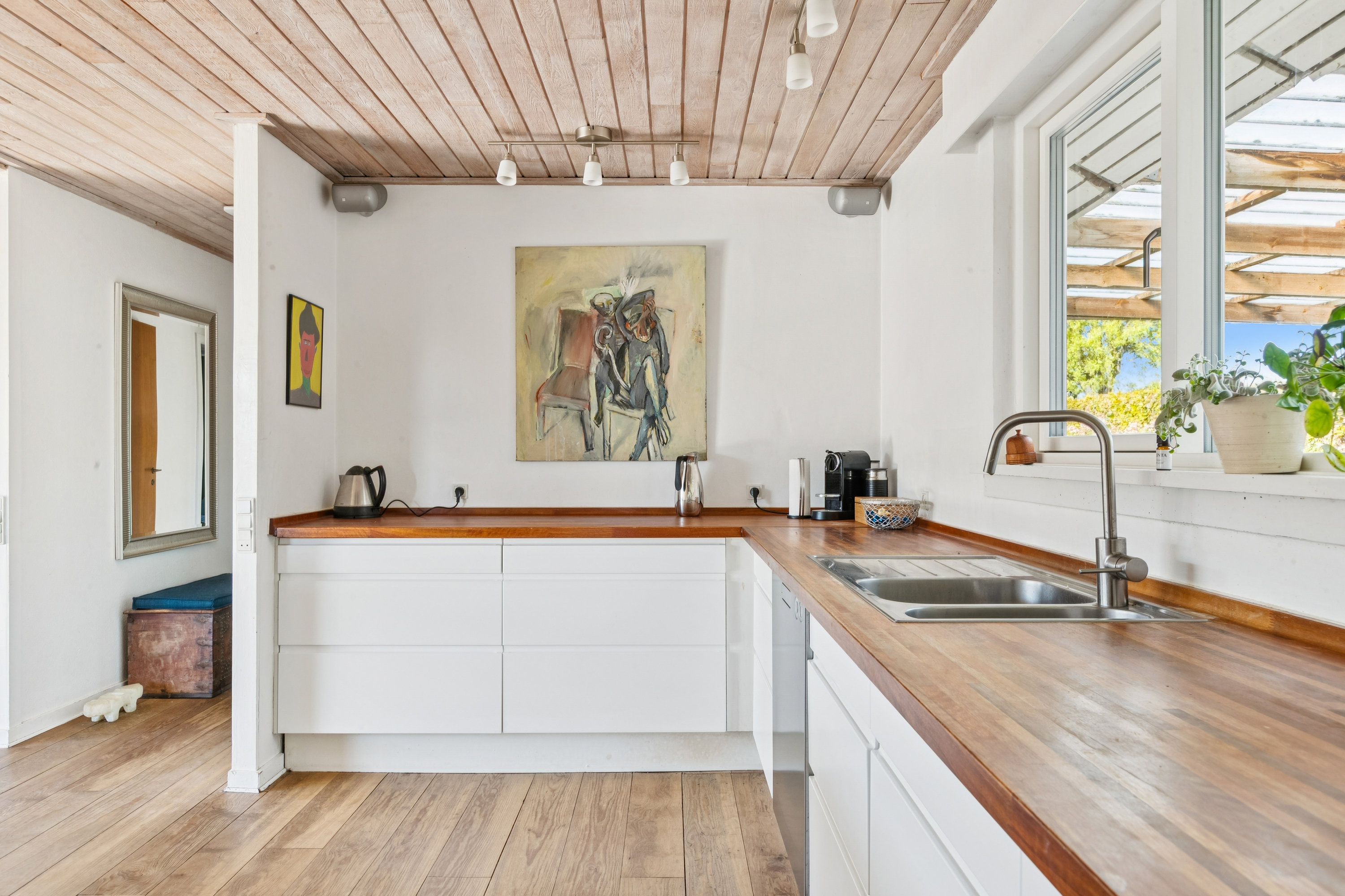 Fremhævet køkken billede i fuldskærmstilstand. Billede af K A Hasselbalchs Vej 30, 3070 Snekkersten