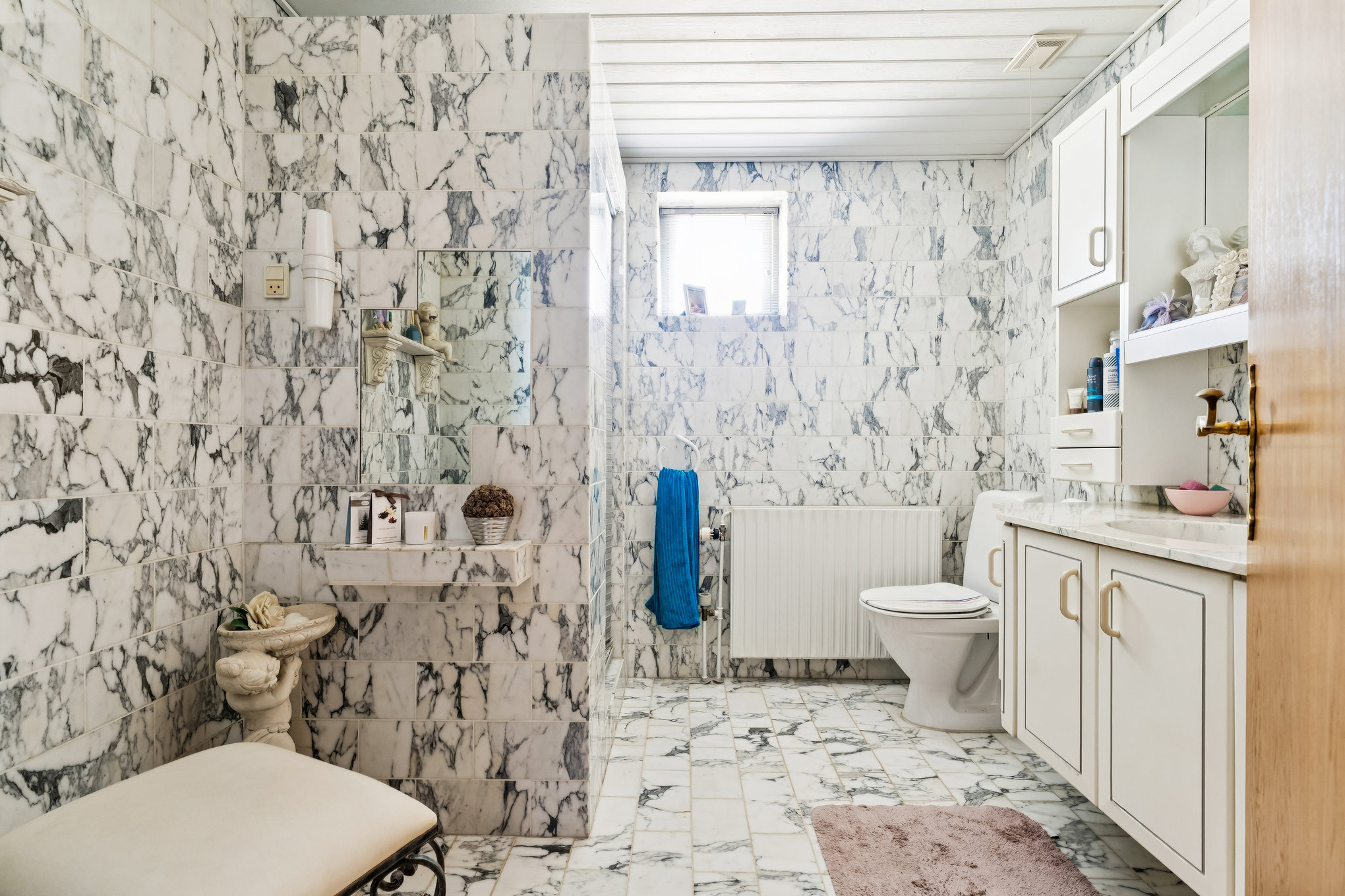 Fremhævet badeværelse billede i fuldskærmstilstand. Billede af Stubvangen 23, 8920 Randers NV