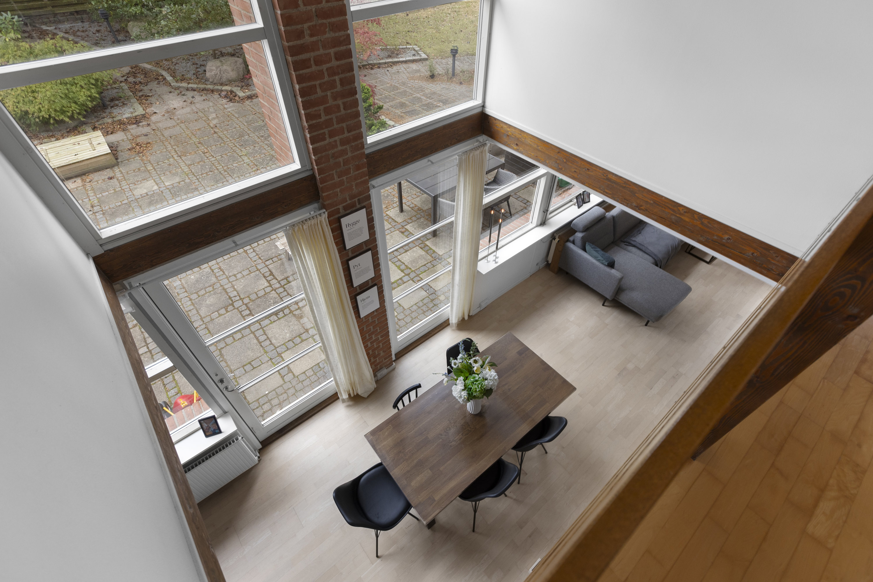 Fremhævet stue billede i fuldskærmstilstand. Billede af Finlandsvej 13, 4180 Sorø