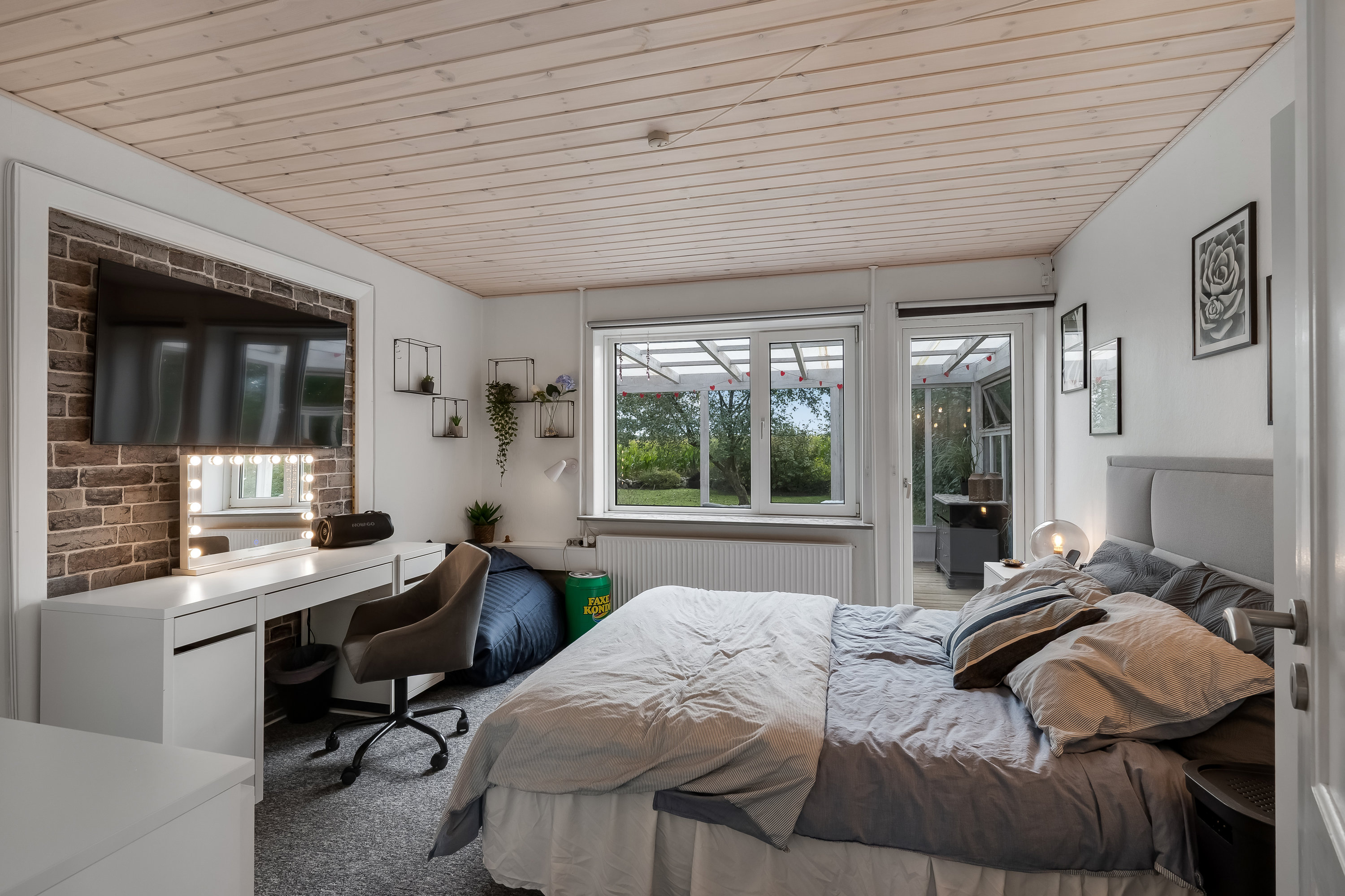 Fremhævet soveværelse billede i fuldskærmstilstand. Billede af Østerbyvej 2F, Abild, 6270 Tønder