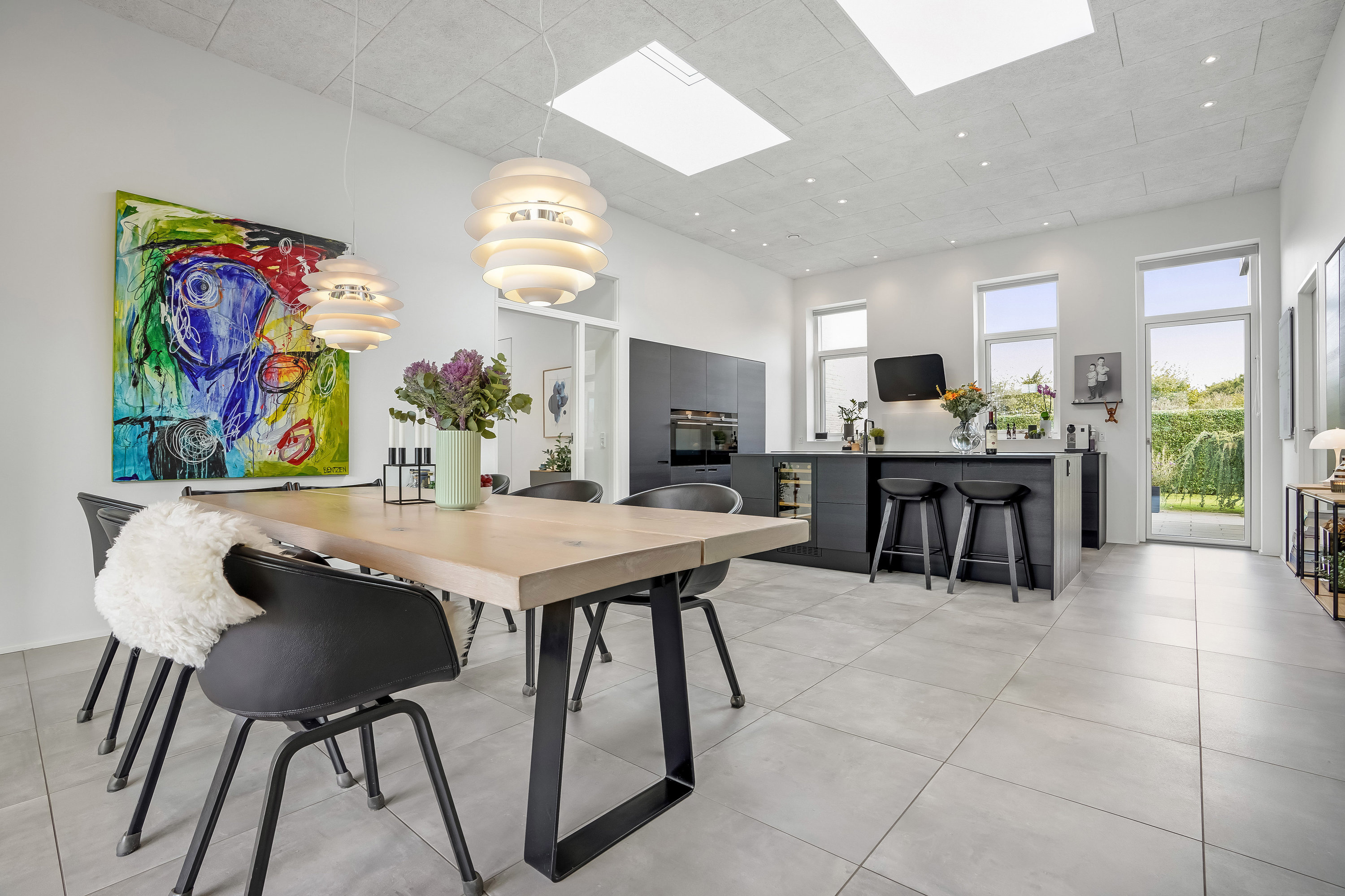 Fremhævet stue billede i fuldskærmstilstand. Billede af Hønseringen 5, 7190 Billund