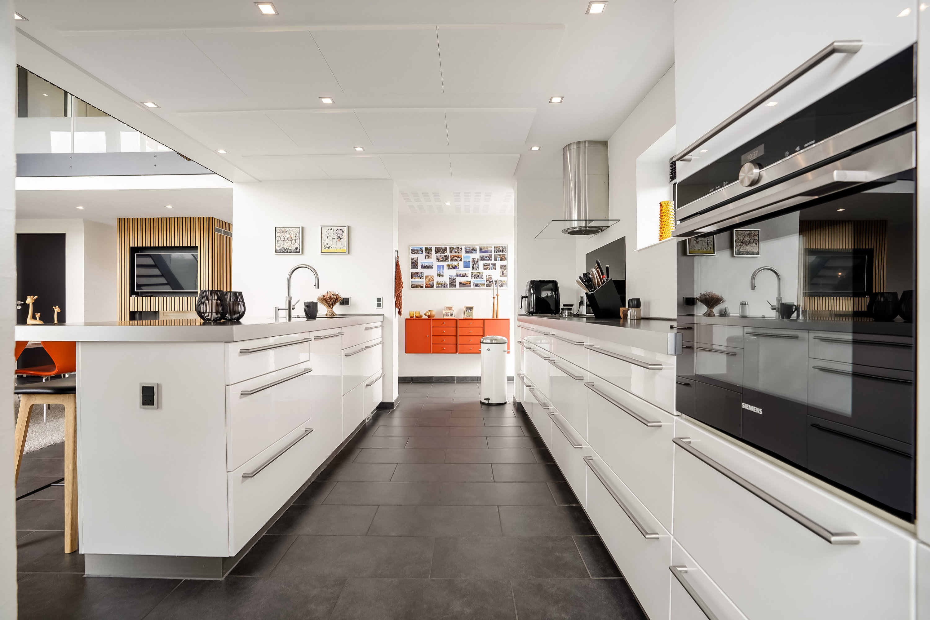 Fremhævet køkken billede i fuldskærmstilstand. Billede af Engsøparken 203, 7200 Grindsted