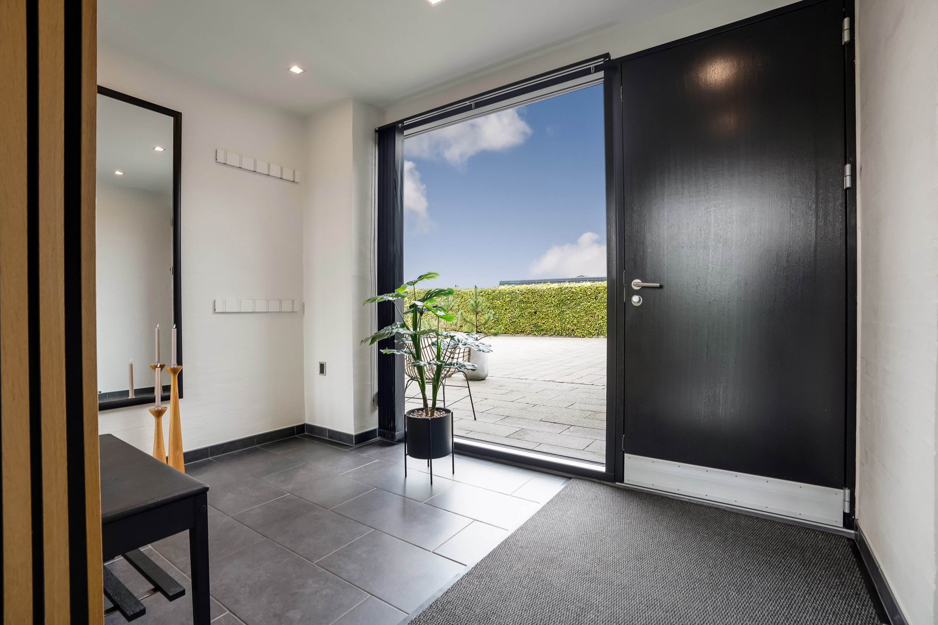 Fremhævet entré billede i fuldskærmstilstand. Billede af Engsøparken 203, 7200 Grindsted