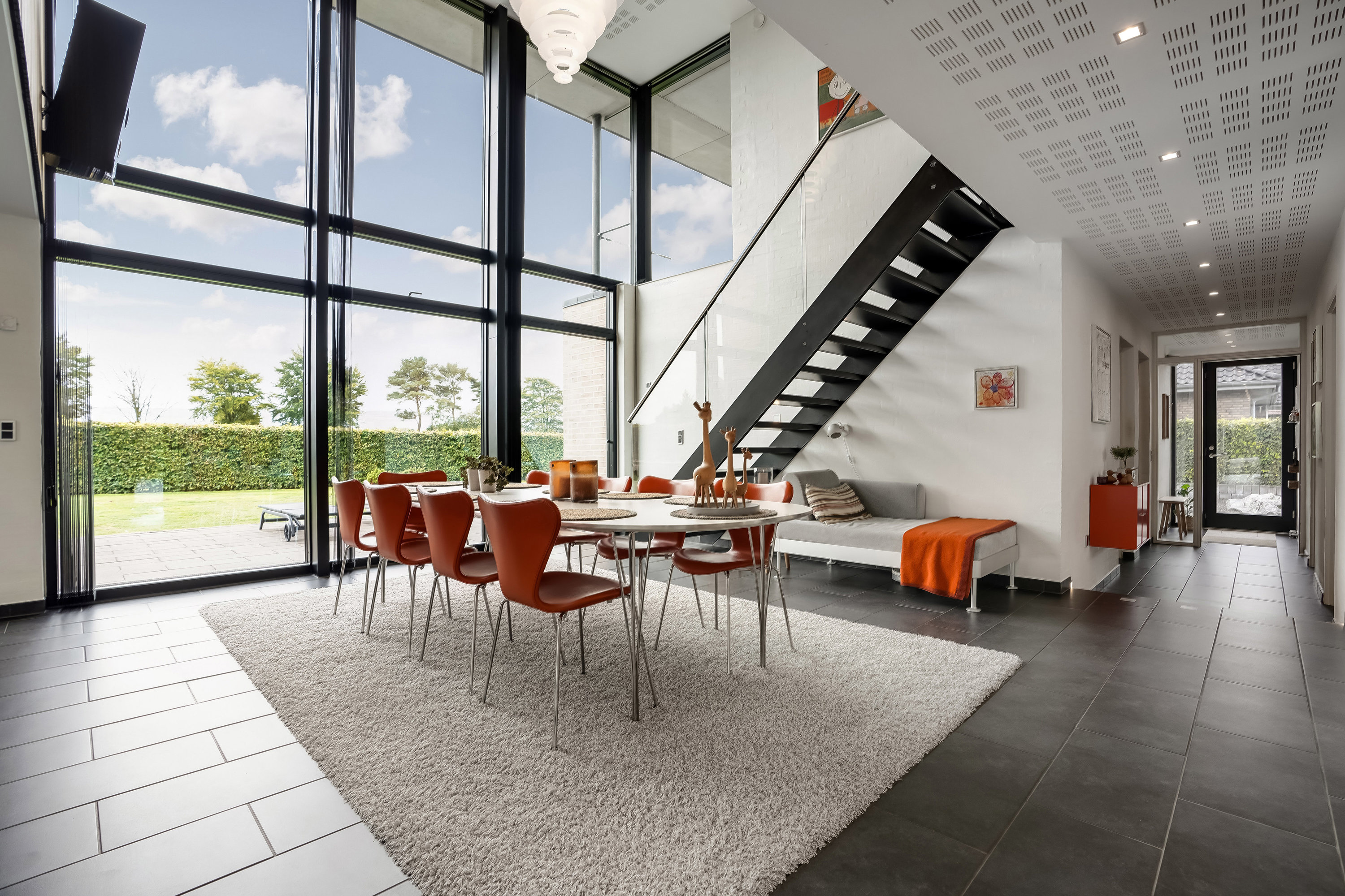 Fremhævet stue billede i fuldskærmstilstand. Billede af Engsøparken 203, 7200 Grindsted