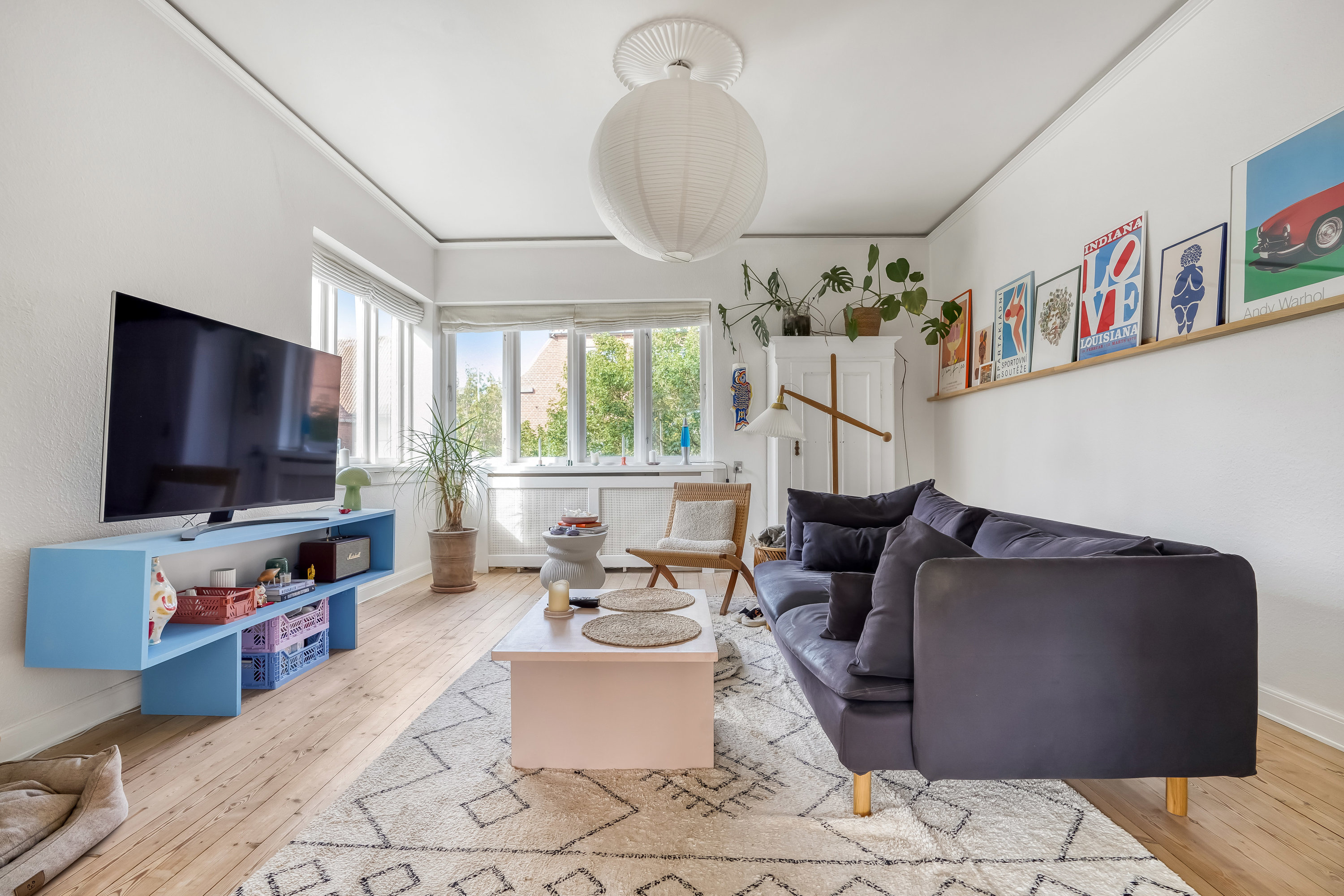 Fremhævet stue billede i fuldskærmstilstand. Billede af Tesdorpfsvej 3, 1., 5000 Odense C