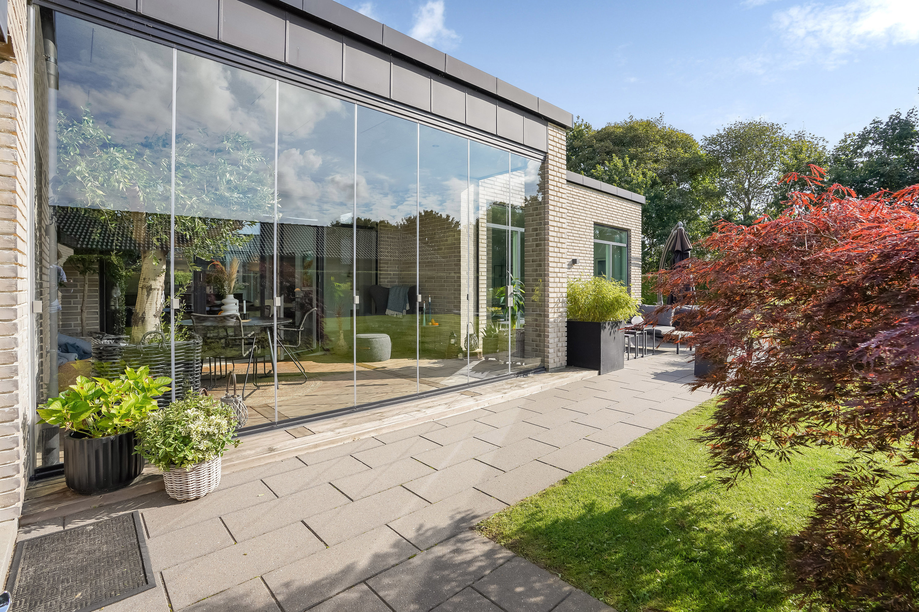 Miniaturebillede 1: ejendommen. Billede af Hønseringen 5, 7190 Billund